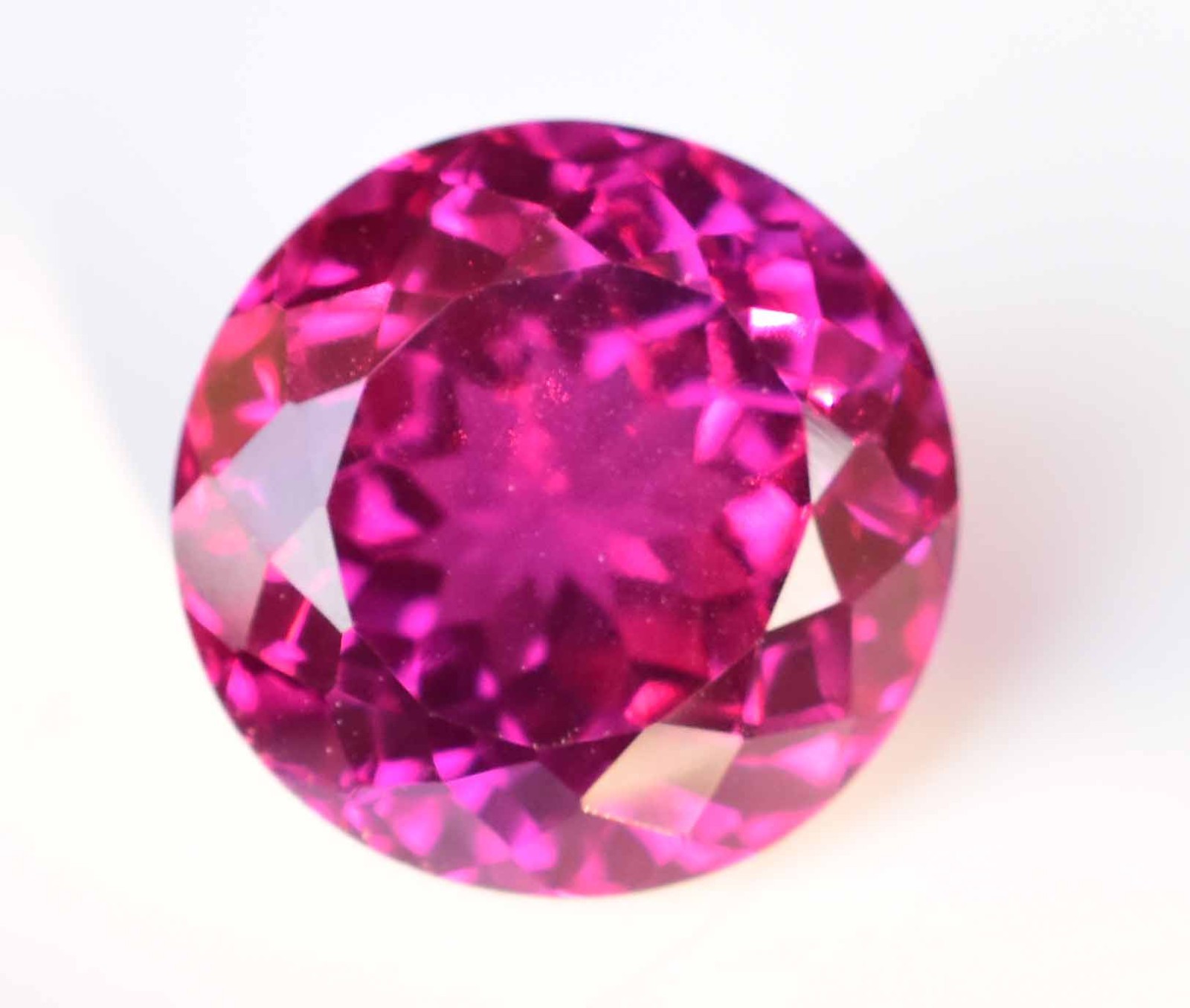 10.80 Ct Natural Rhodolite Garnet Round Raspberry Pink AGSL Certified Gemstone