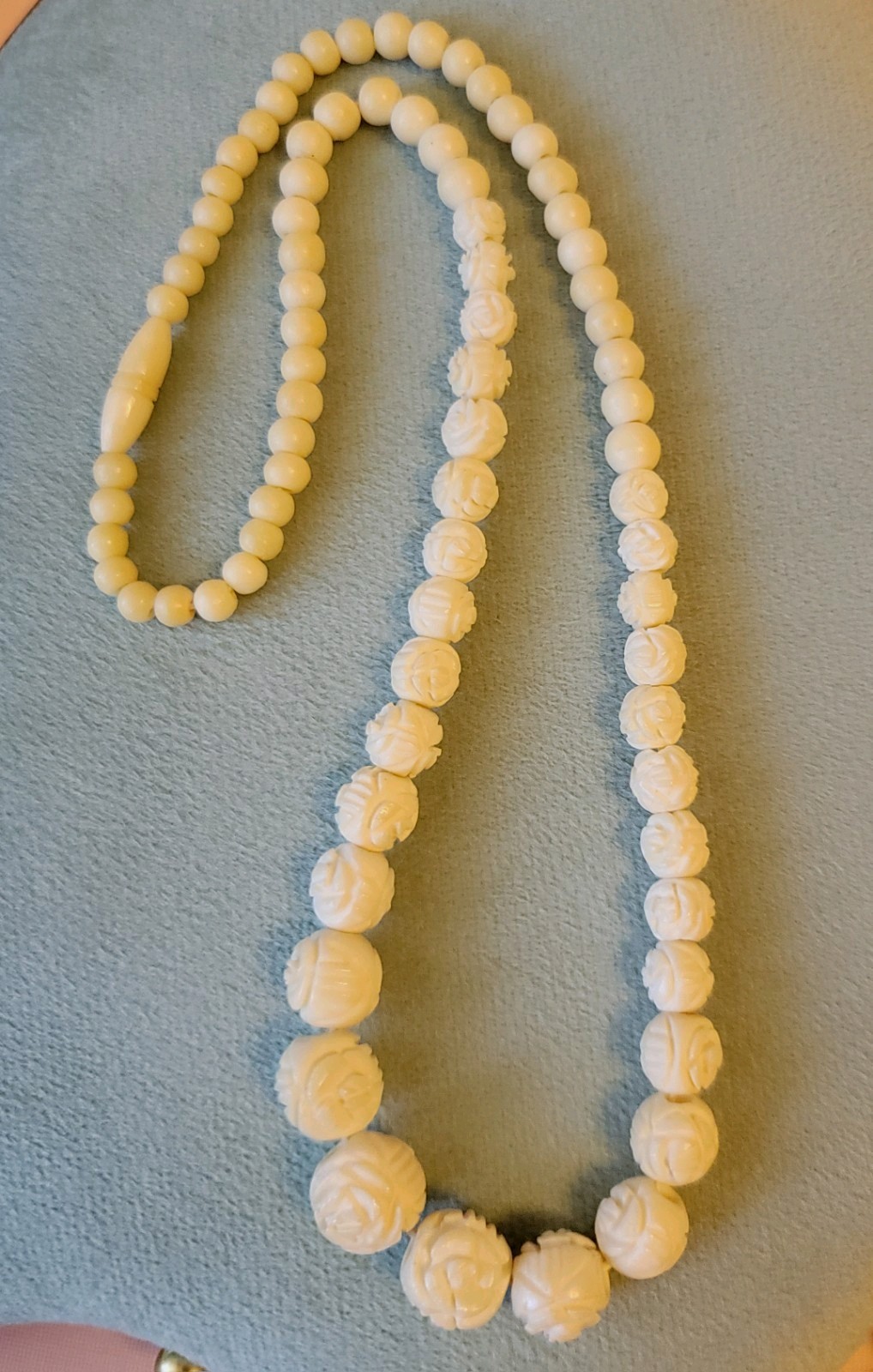 Vintage Hand Carved Rose Bovine Bone Necklace 19″