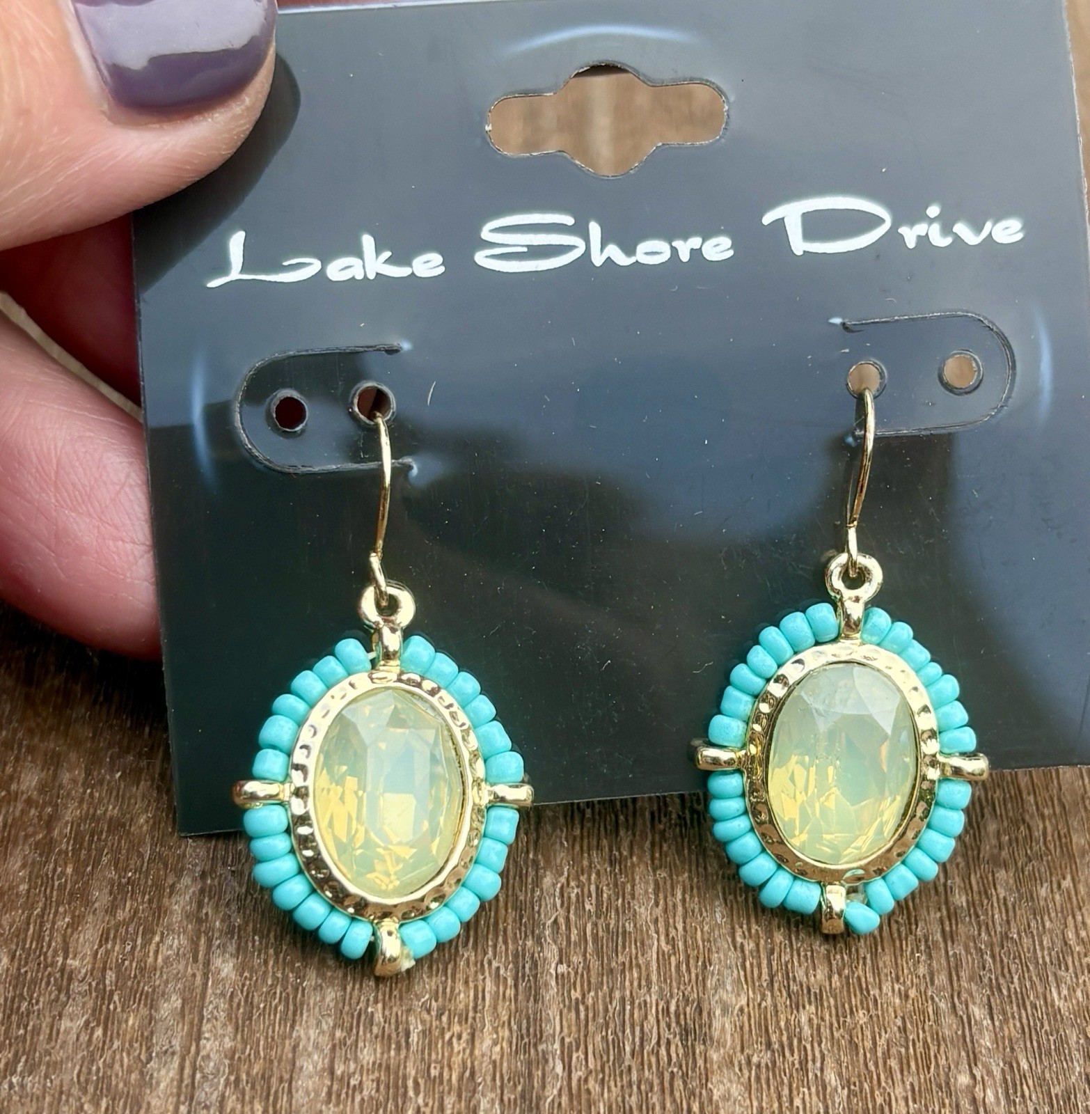 Women’s Fashion Jewelry Lake Shore Drive Yellow Stone Center Turquoise Border