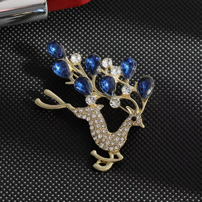 Retro Deer Brooch Pin Rhinestone Animal Jewelry Accessory Women Gift