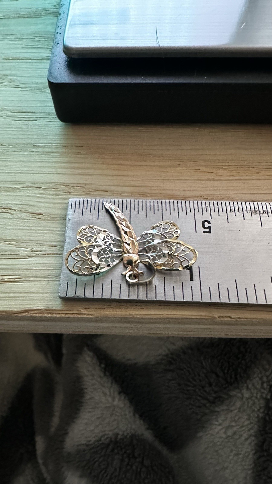 Vintage Dragonfly Pendant Marked 10K Two Tone Yellow White Gold 0.5g