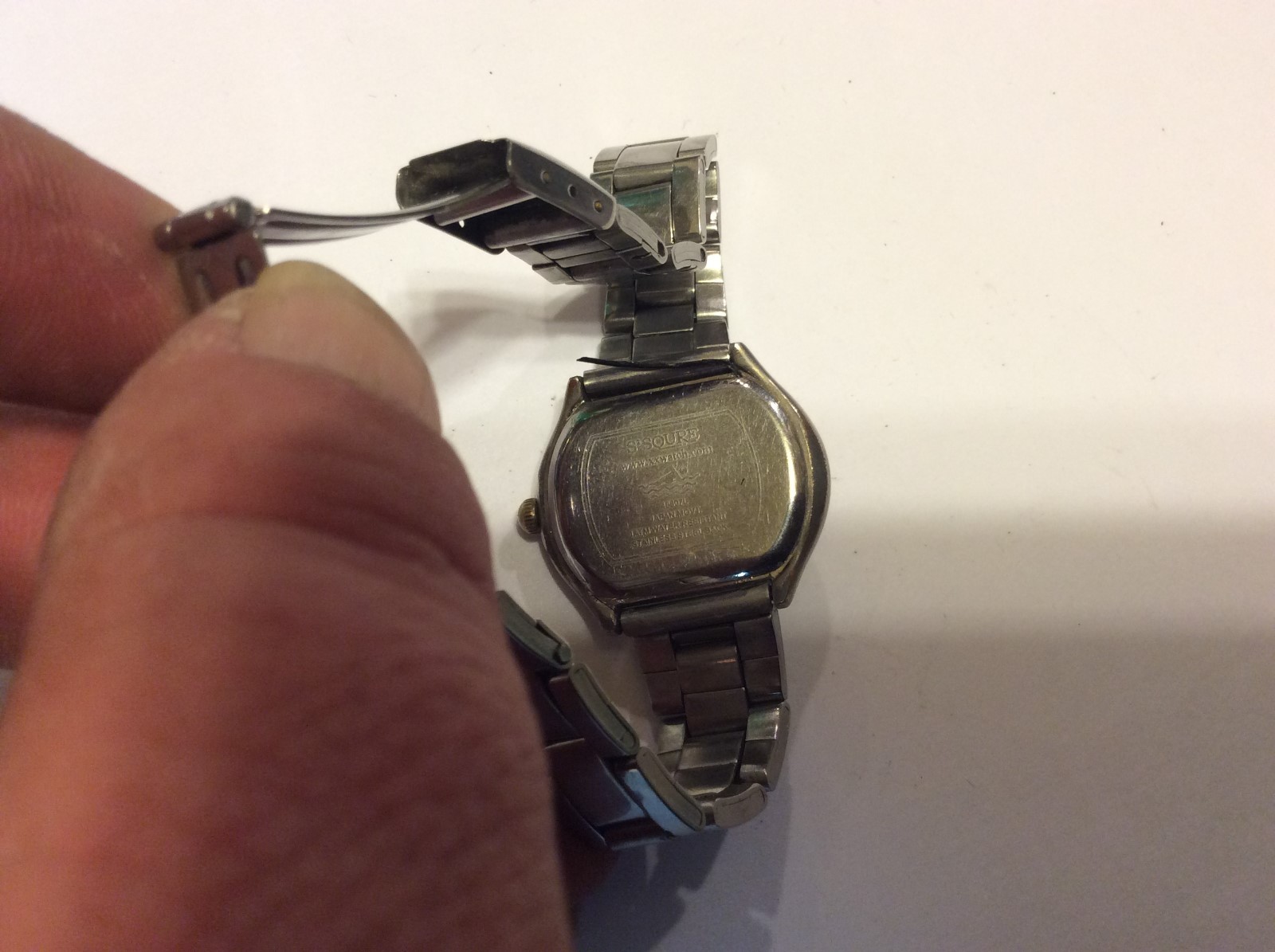 Collectible S 2 Squre womens watch,runs good has wear/age,bold silver tone L497