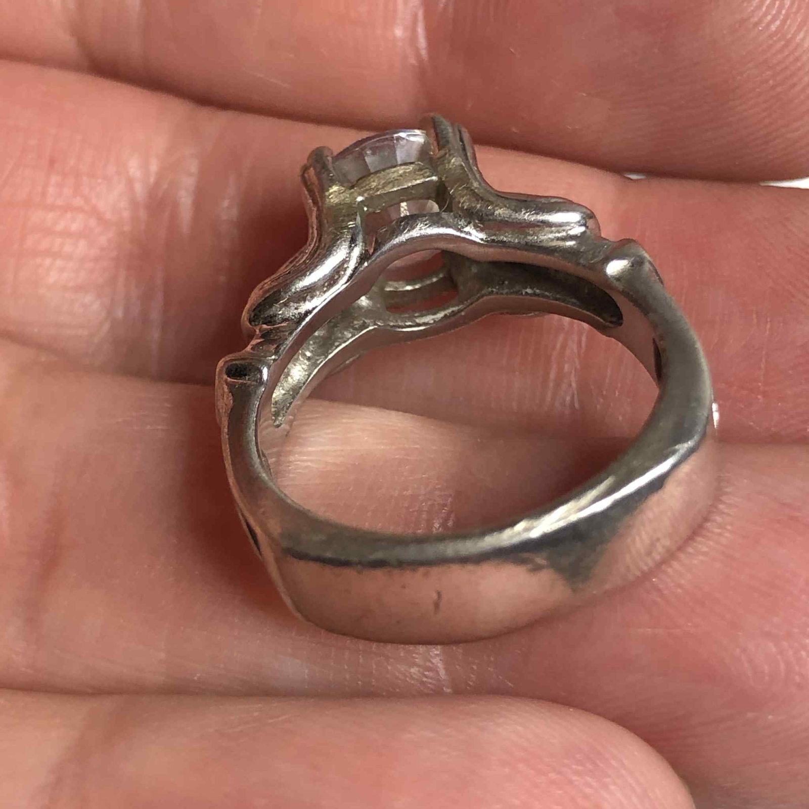 5758 Sterling Silver 925 Large round cut CZ Art Deco Ring 7.1 grams Sz 6