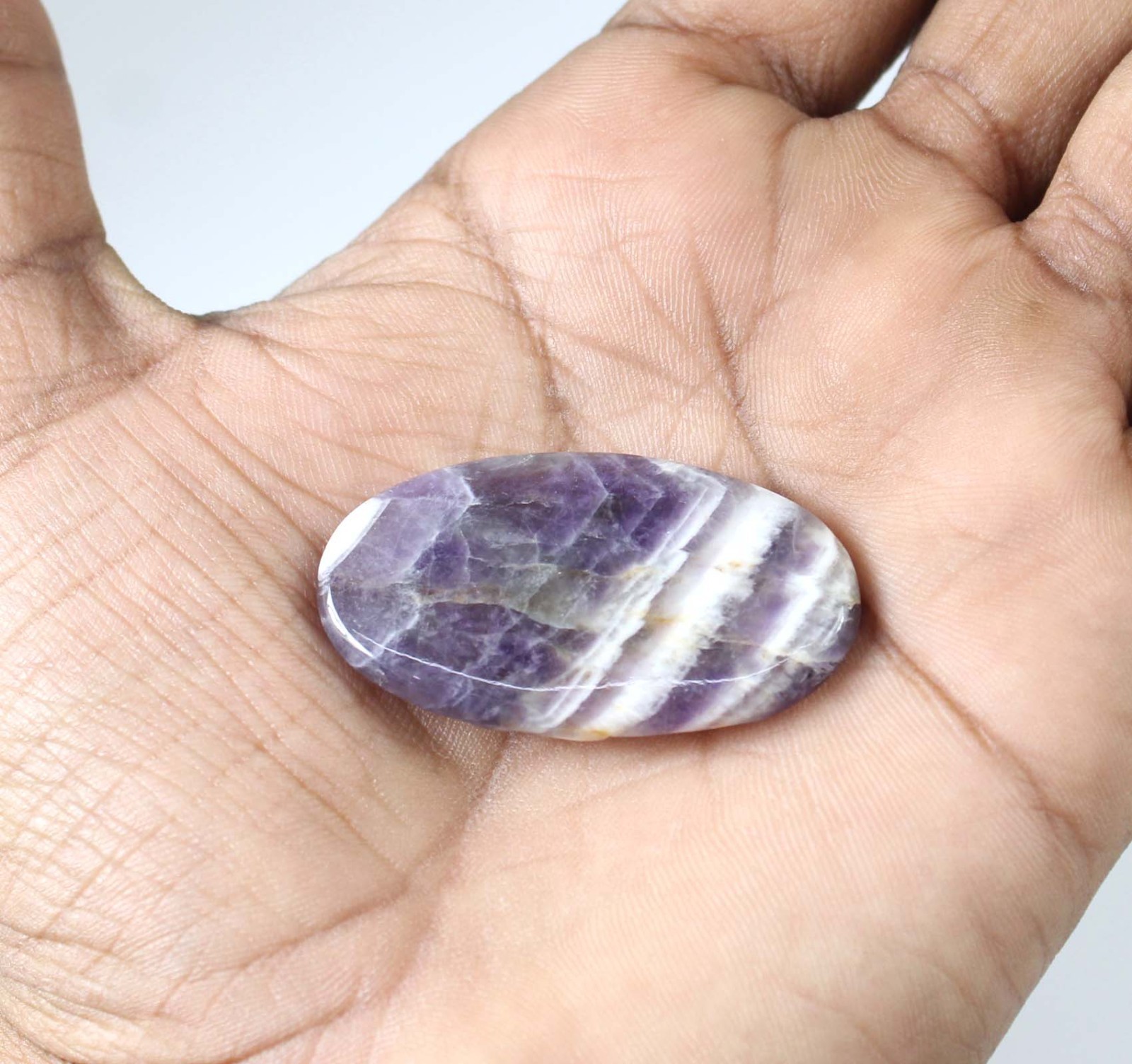 Brazilian Natural Violet Amethyst 40.55 Ct/42 mm Oval Gemstone Certified T38123
