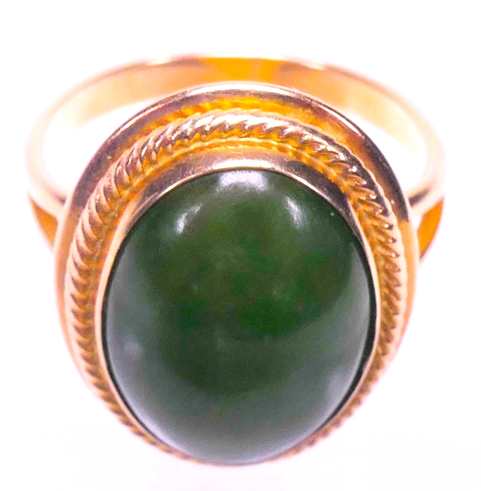 14K Yellow Gold `13.3X9.7mm Oval Jade Cabochon Split Shank Ring Size 4.5 4.10g