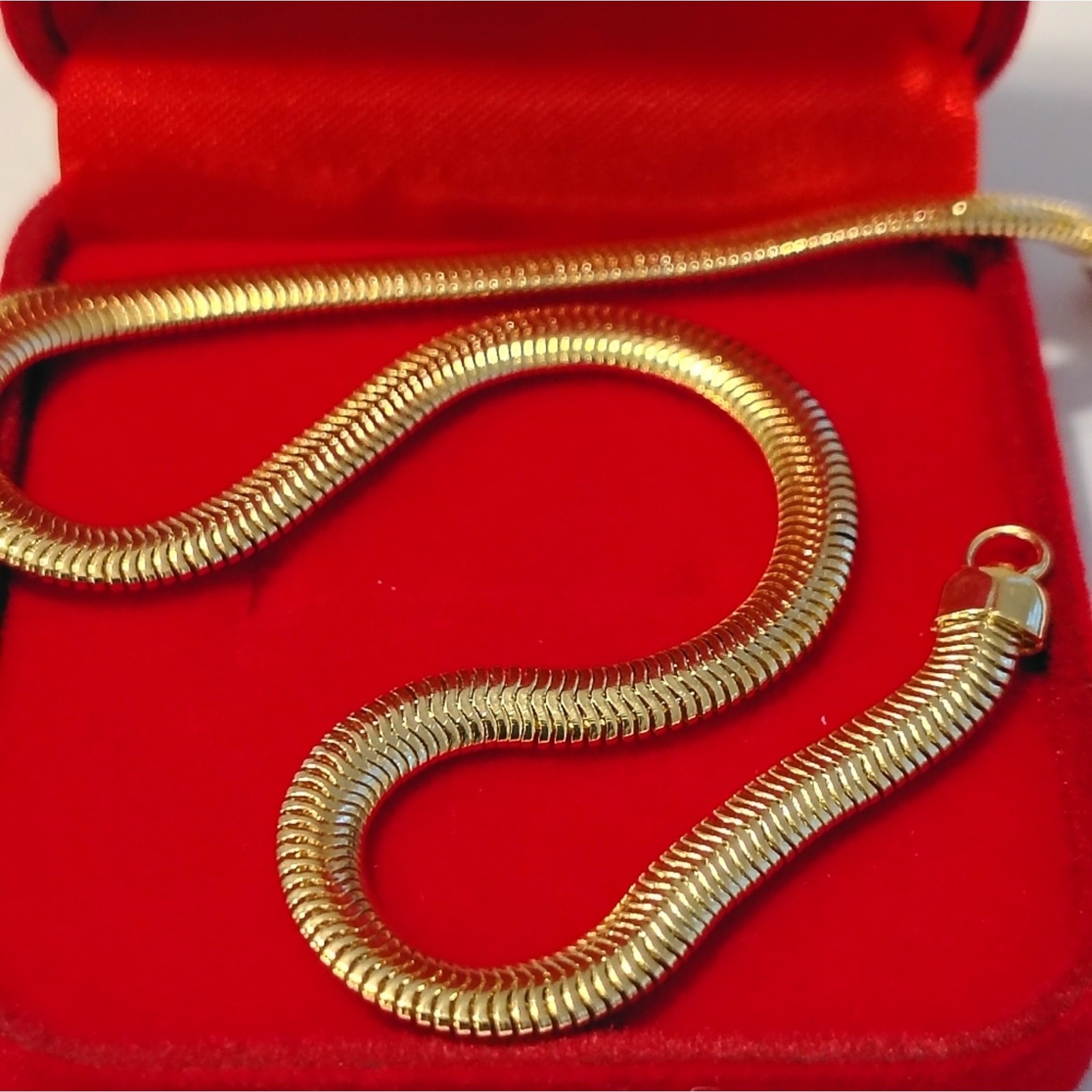 18kt Gold Filled Serpentine Bracelet. 4mm And 10″.