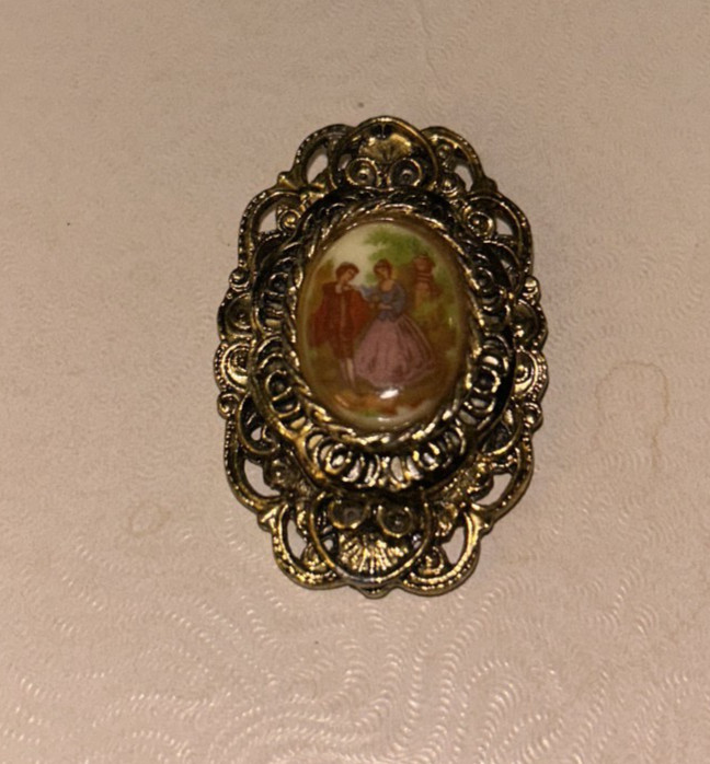 Vintage Gerry’s Signed Courting Couple Cameo Brooch Pendant Combo Gold Tone