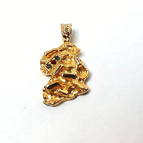 AFRICAN SHAPED GOLD TONE NUGGET 3 COLRFUL STONES PENDANT 30mm