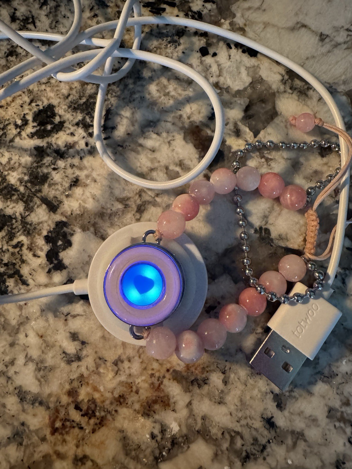 TOTWOO Long Distance Beaded Bracelet Pink Adjustable Vibration Light W/Charger