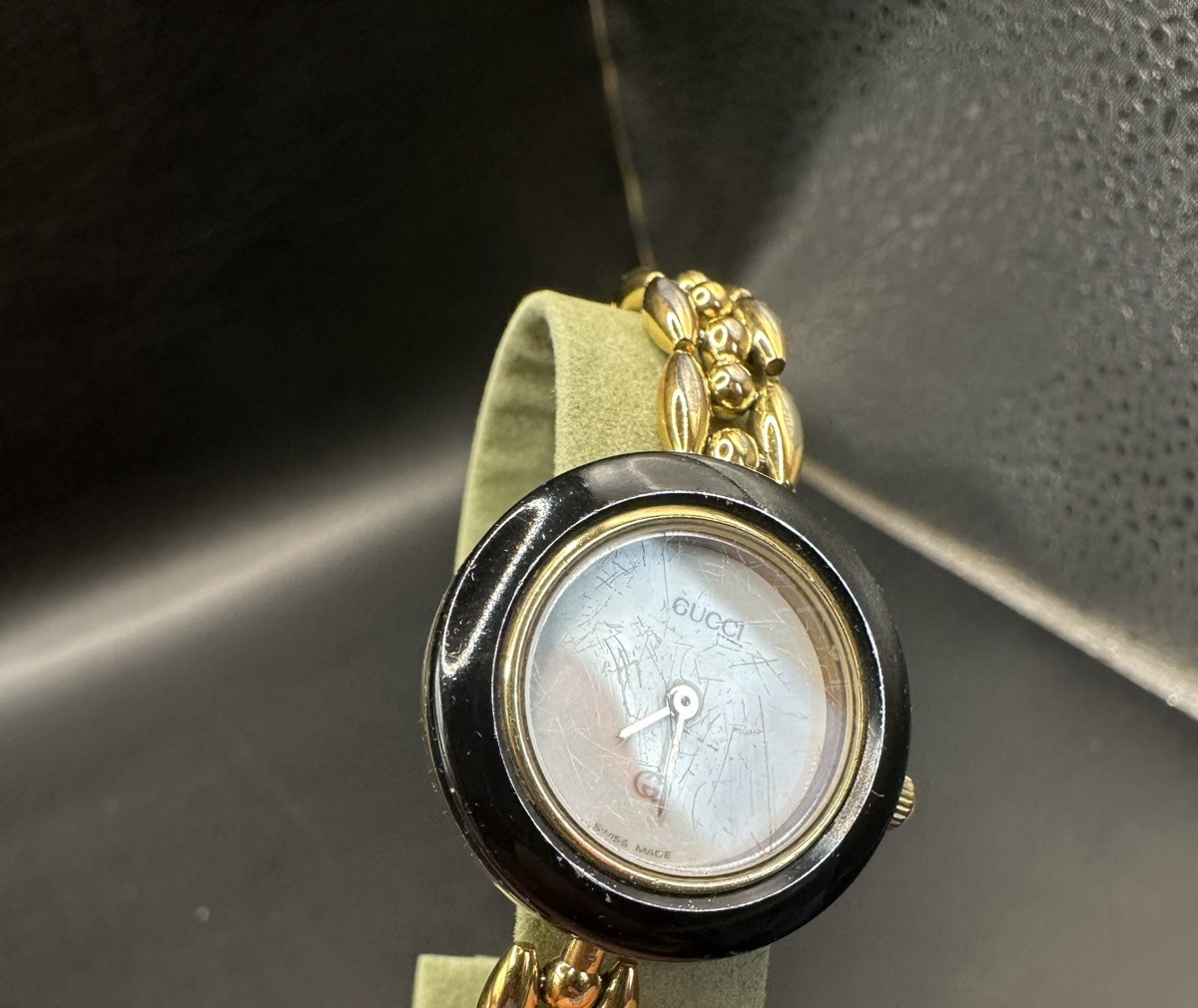 GUCCI 1100-L 11/12.2 Change Bezel Watch w/ Box 6 Bezels (Silver) – Working8