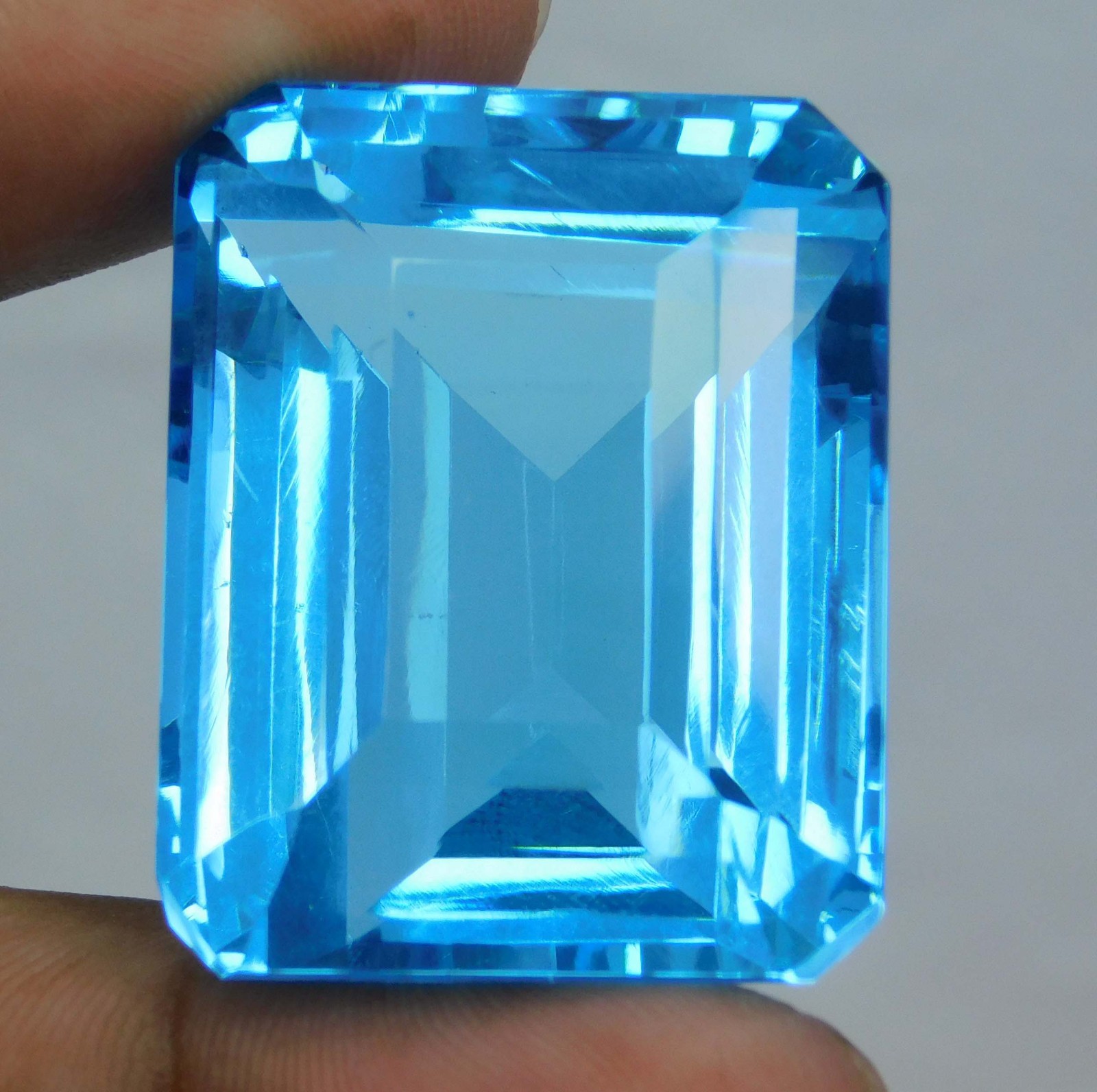 Certified 130.85 Ct Natural Blue Aquamarine Emerald Cut Brazil Rare Gemstone