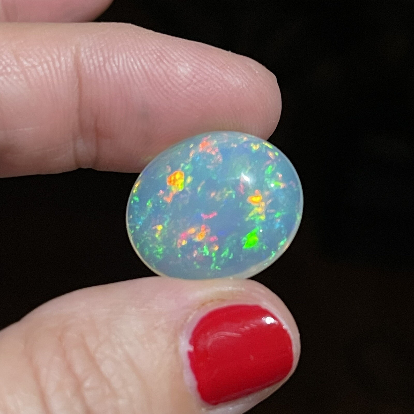 13.3ct 20.4×17.4×8.7mm Huge Clear Sparkling Oval Welo Opal Gemstone Loose Gem
