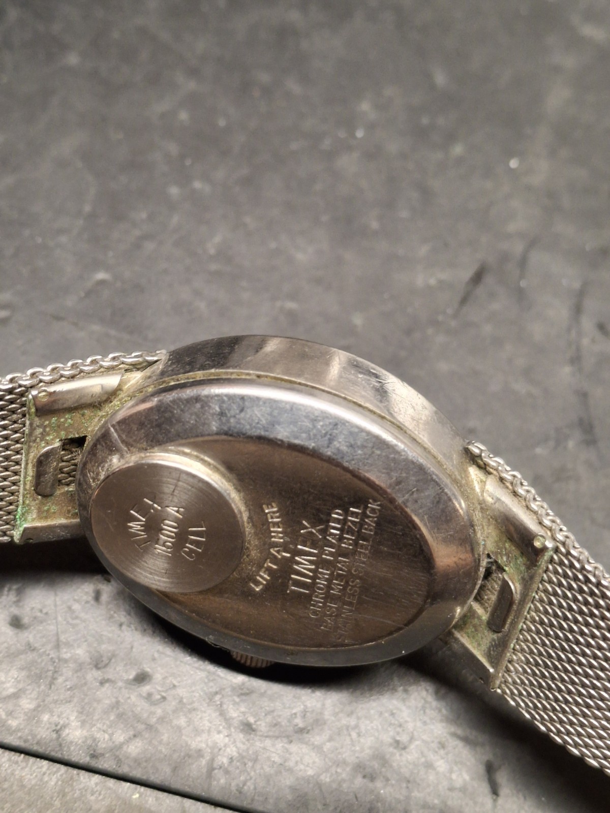 Timex Electric Dynabeat Silver Tone Grey Dial Mens Vintage 1970s 1975 Watch…