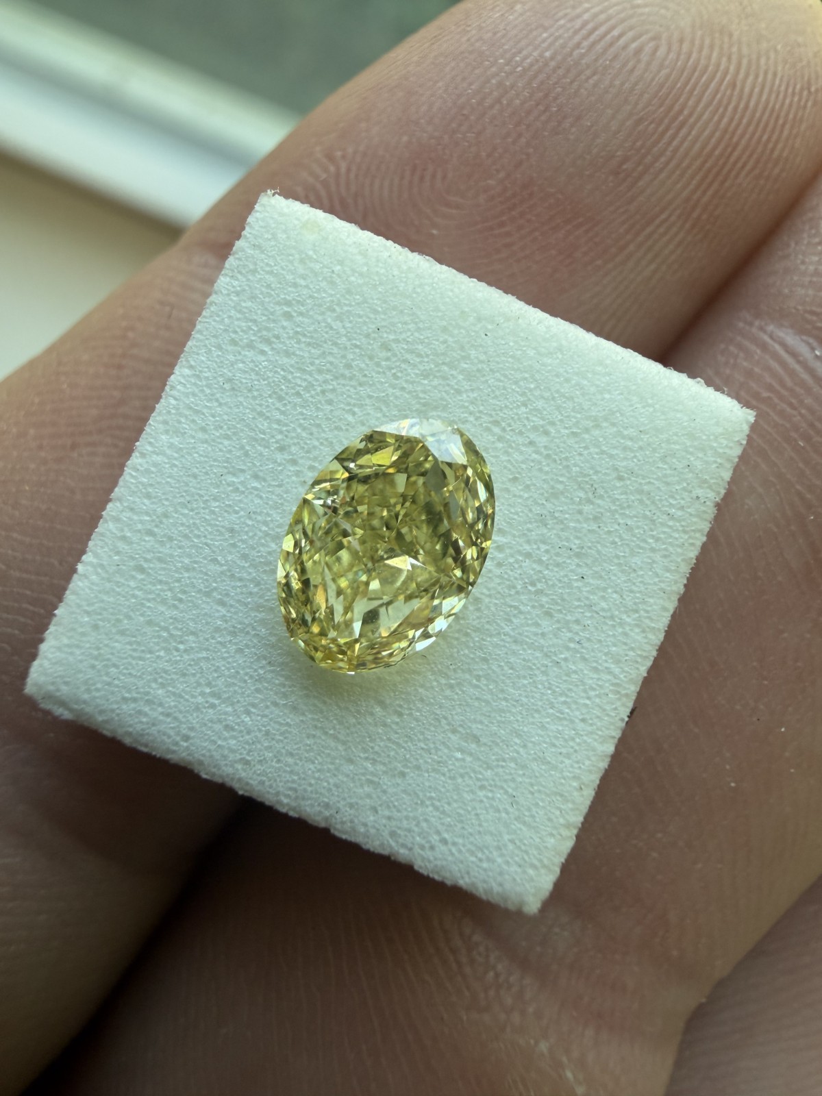 1.09 Fancy Vivid Yellow Oval Lab Grown Diamond, IGI certified