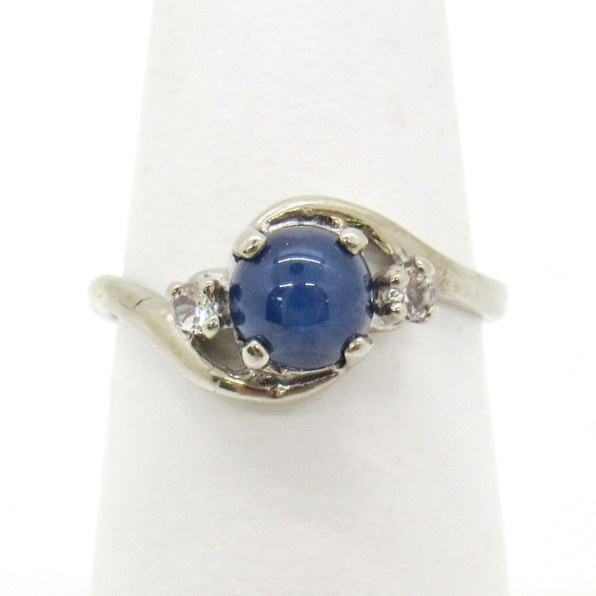 10k White Gold Blue Star Sapphire Gemstone Right Hand Ring Diamond Accents