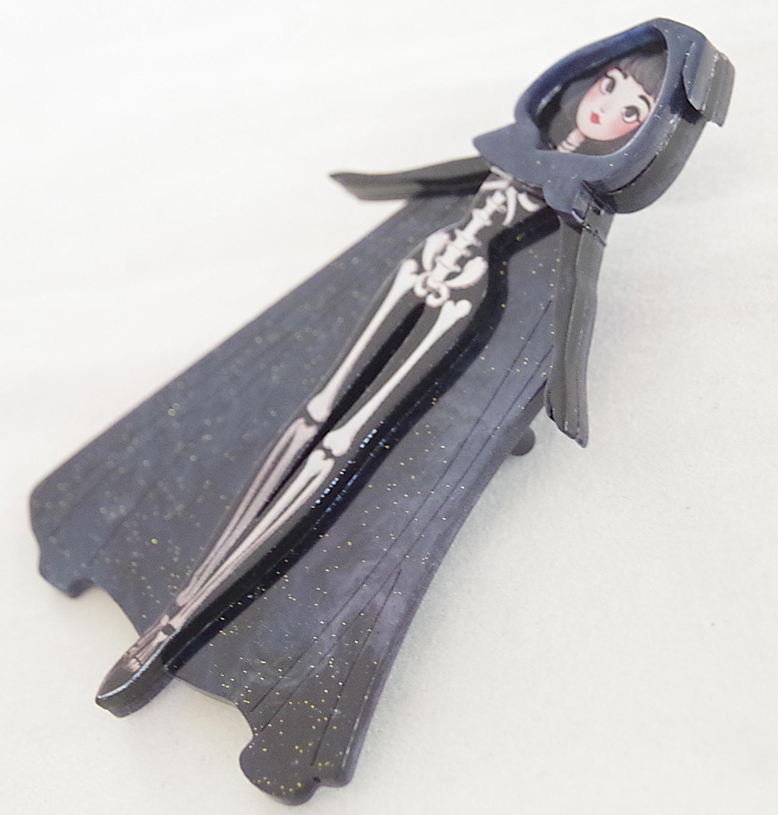 3.75″ NEW SKELETON ZOMBIE GOTH GIRL IN CAPE HALLOWEEN LAYERED ACRYLIC BROOCH PIN