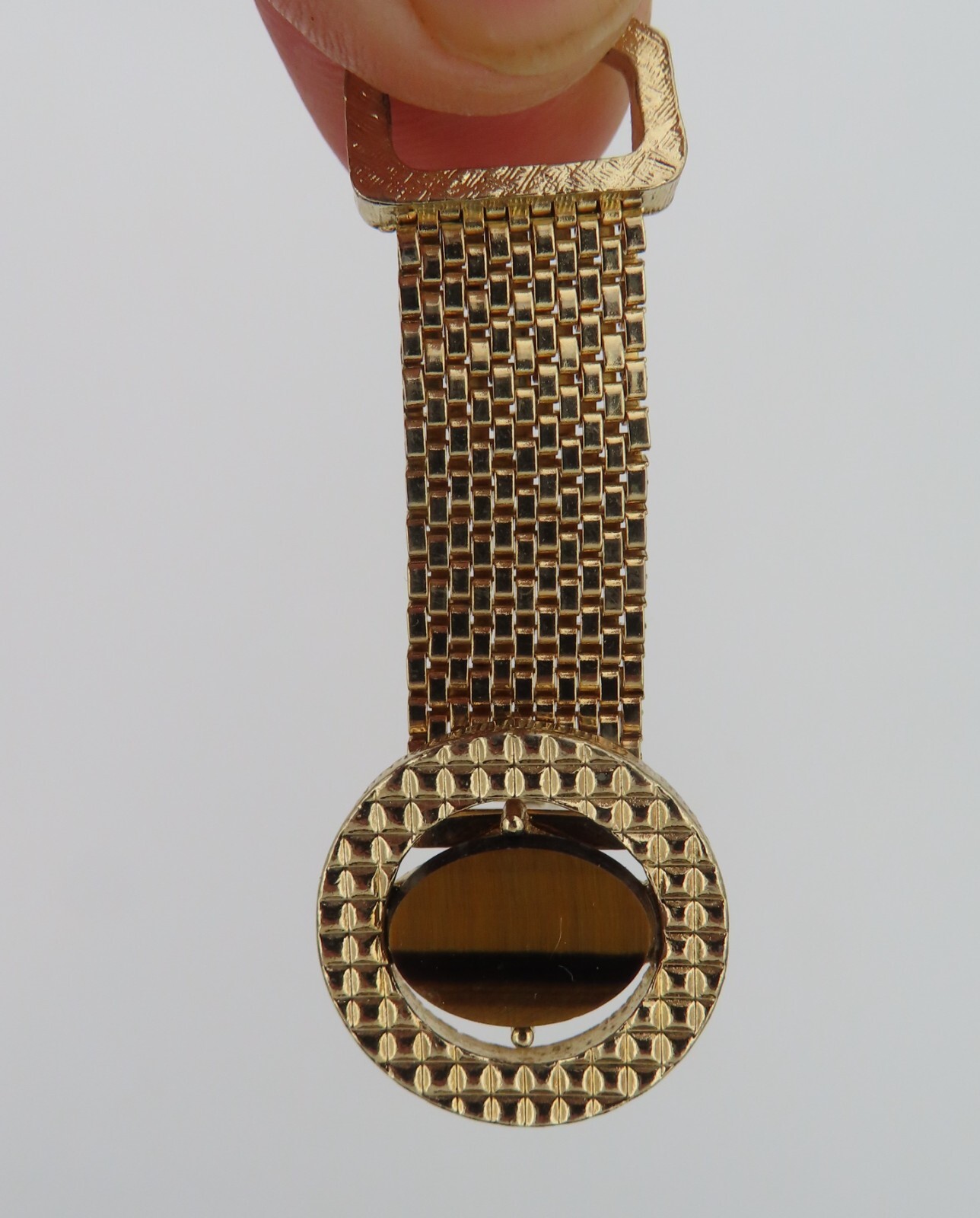Vintage SWANK Cuff Links Genuine Tiger’s Eye Wraparound Mesh Chain Watchband
