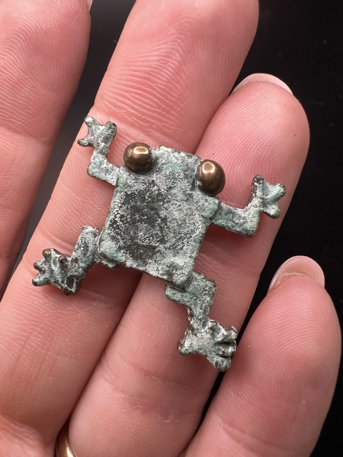 Wearable Sculpture, Metal Artisan made frog Lily 1.25“ X 1.25“ brooch tree, frog
