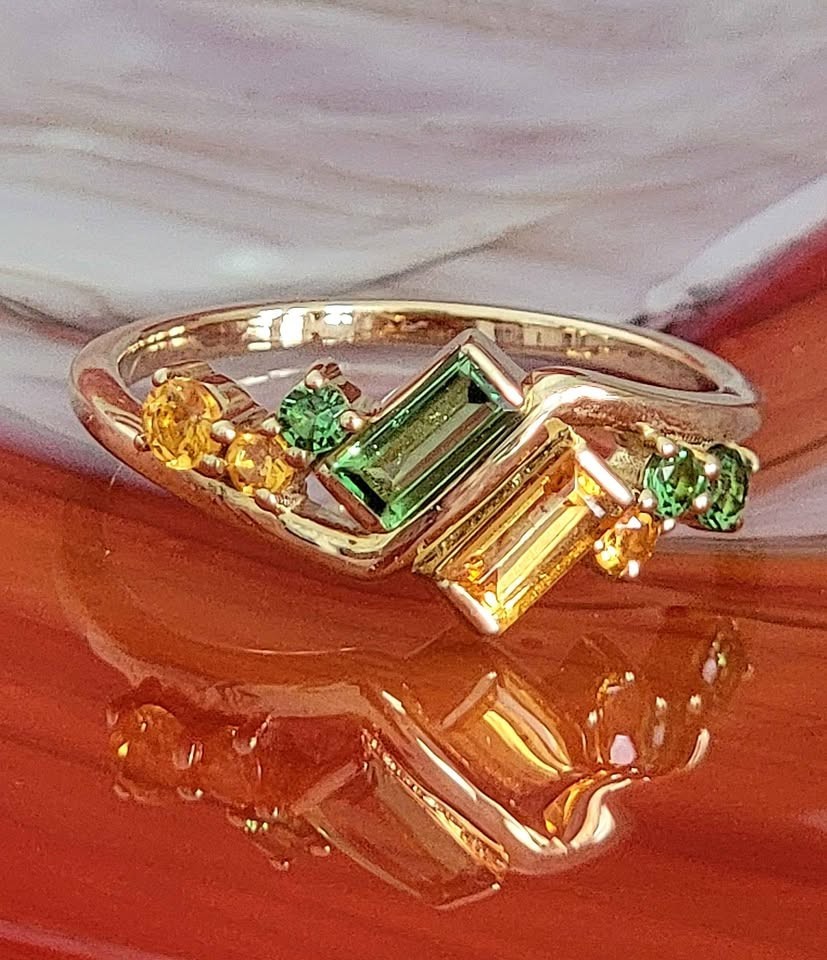 10K Yellow Gold Natural Tsavorite and Spessartite Garnet Ring Size 7 NEW