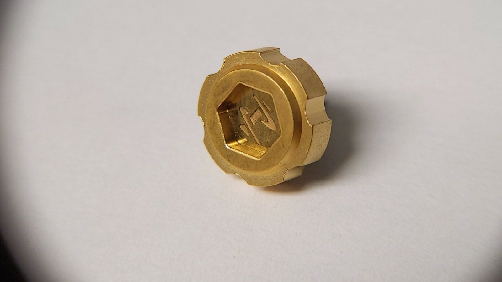 Invicta Crown S/S Gold/Yellow 10.8mm – 11mm with engraved logo screwdown w tube