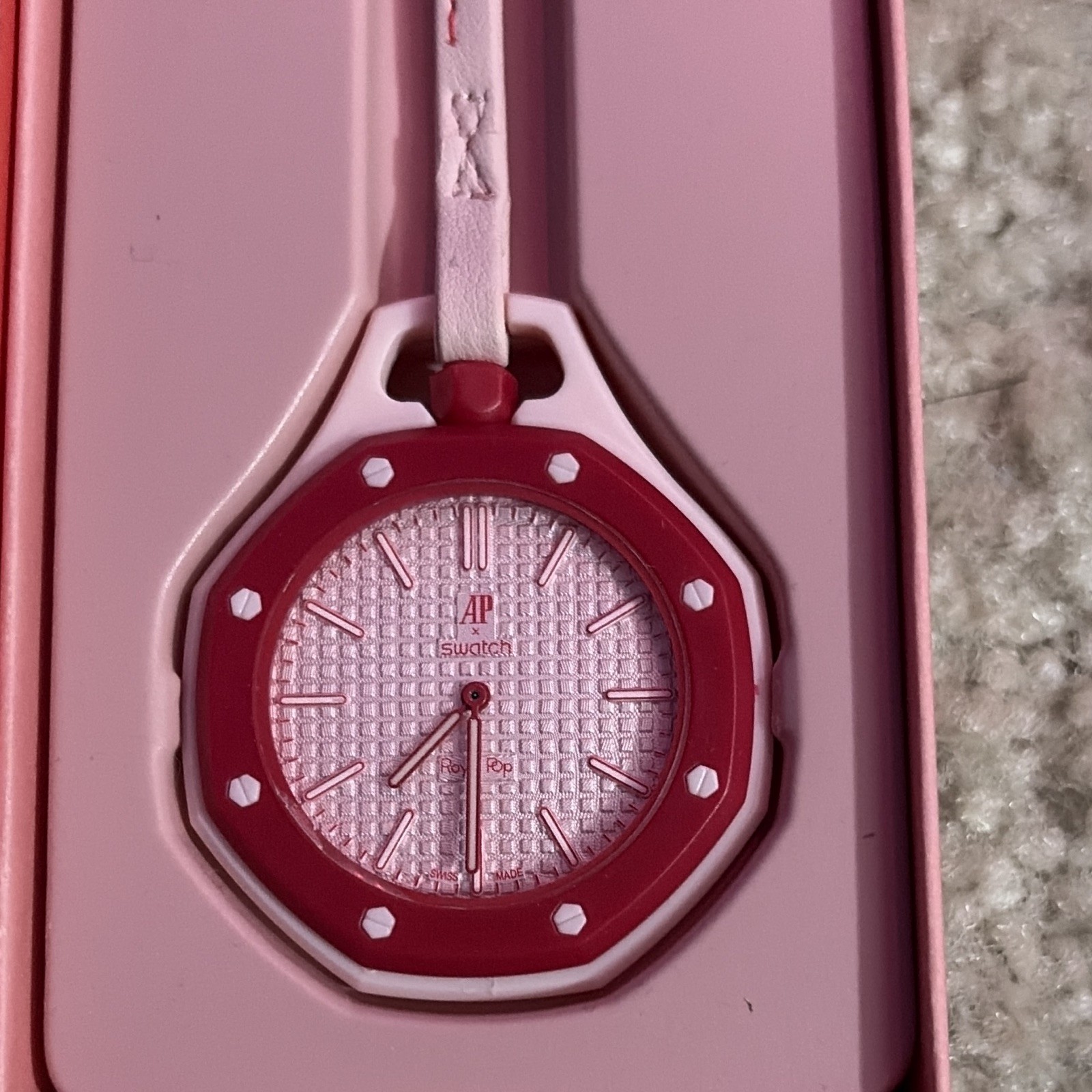 Swatch Royal Pop Otto Rosso Quartz Analog Pink Dial Octagon Watch w/ Box