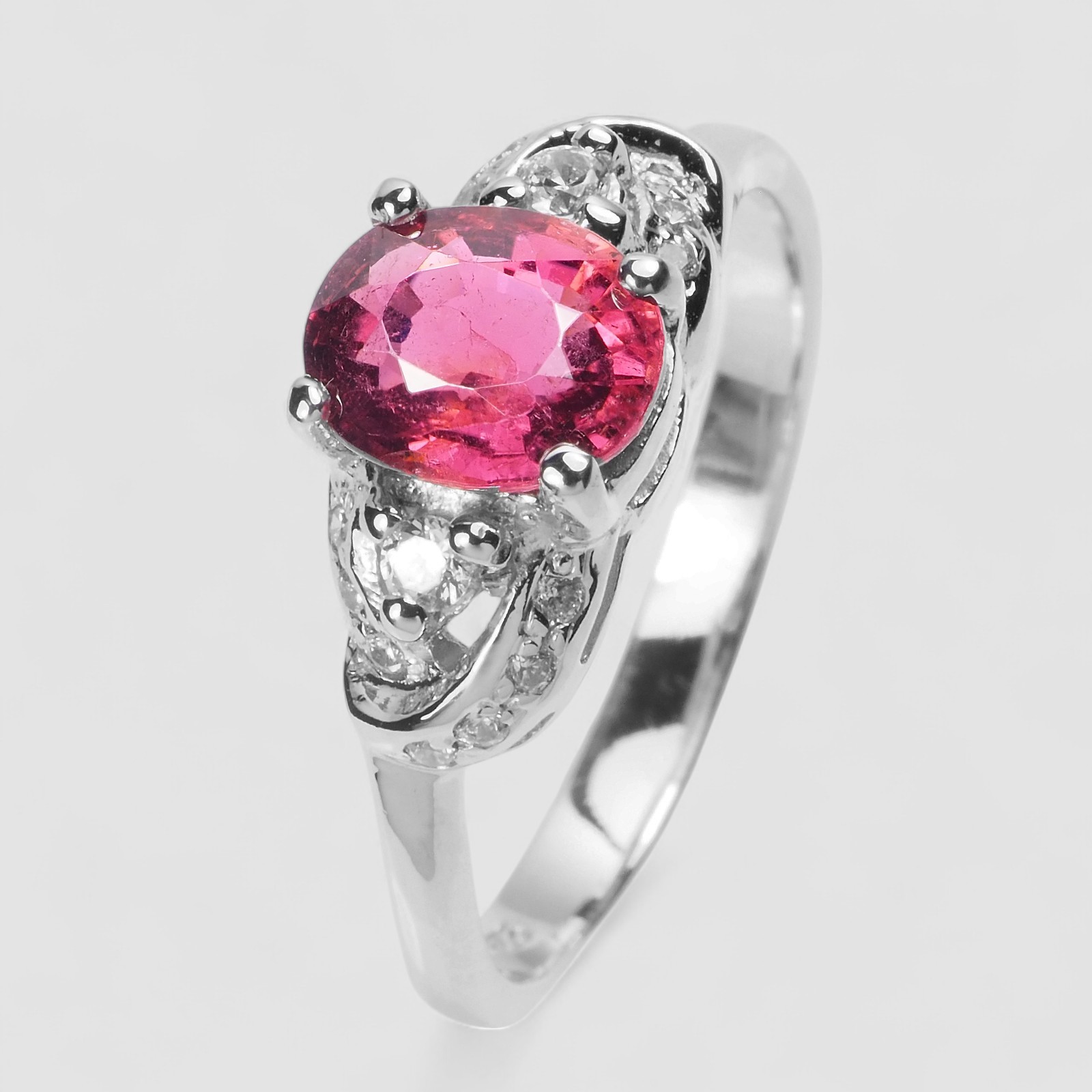 925 Sterling Silver Glitzy Pink Tourmaline 1.50Ct Handmade Finish Fine Rings