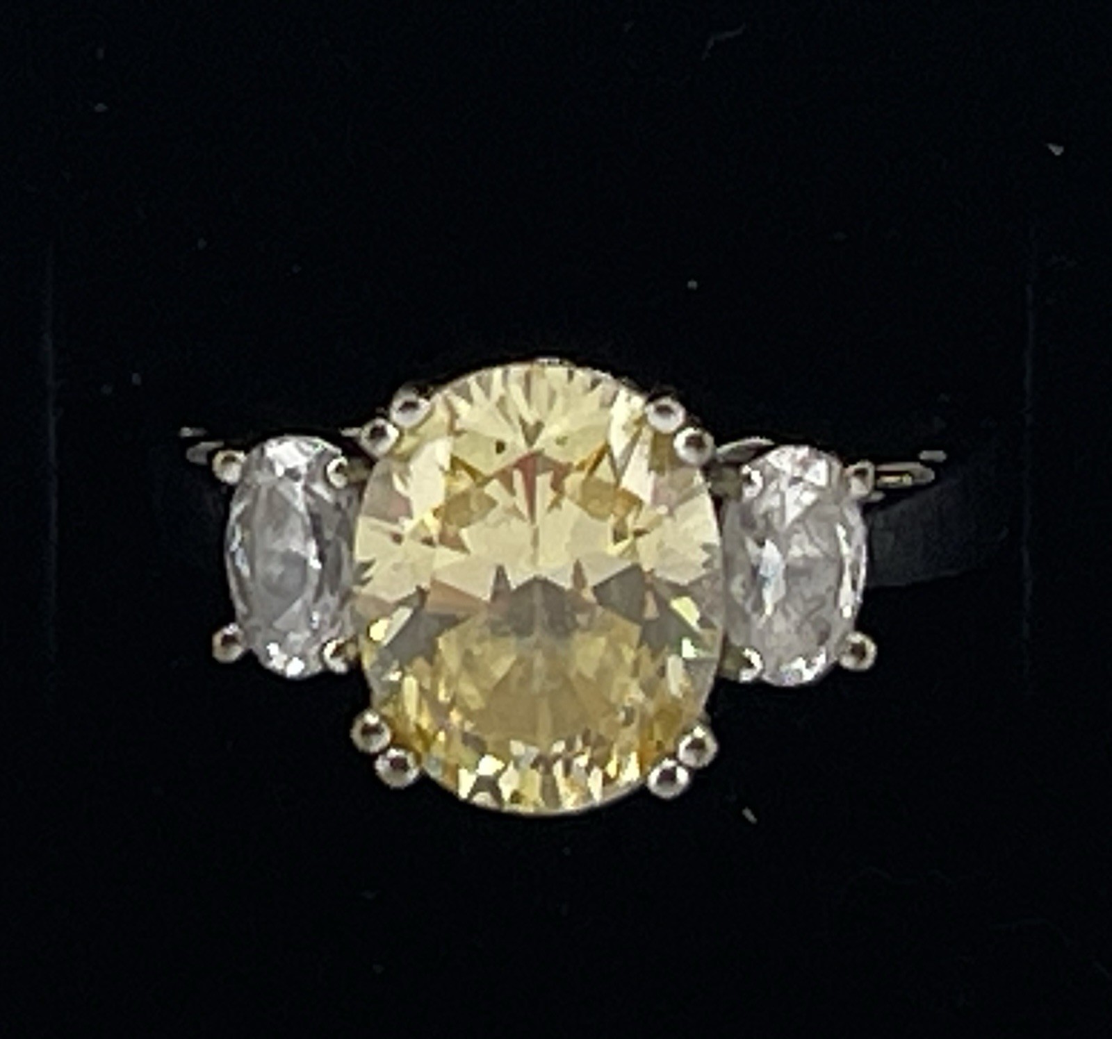VTG STAUER Yellow Sapphire CZ 925 Sterling Silver RING Size 7.75 Weight 5.6g