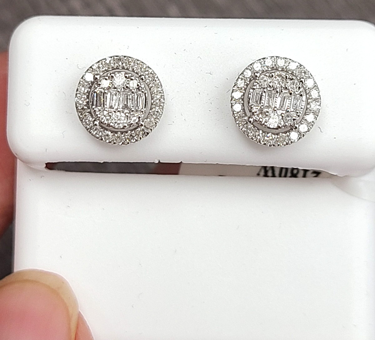DEAL! 0.40CTW NATURAL ROUND BAGUETTES DIAMOND CLUSTER STUDS EARRINGS 8.7MM