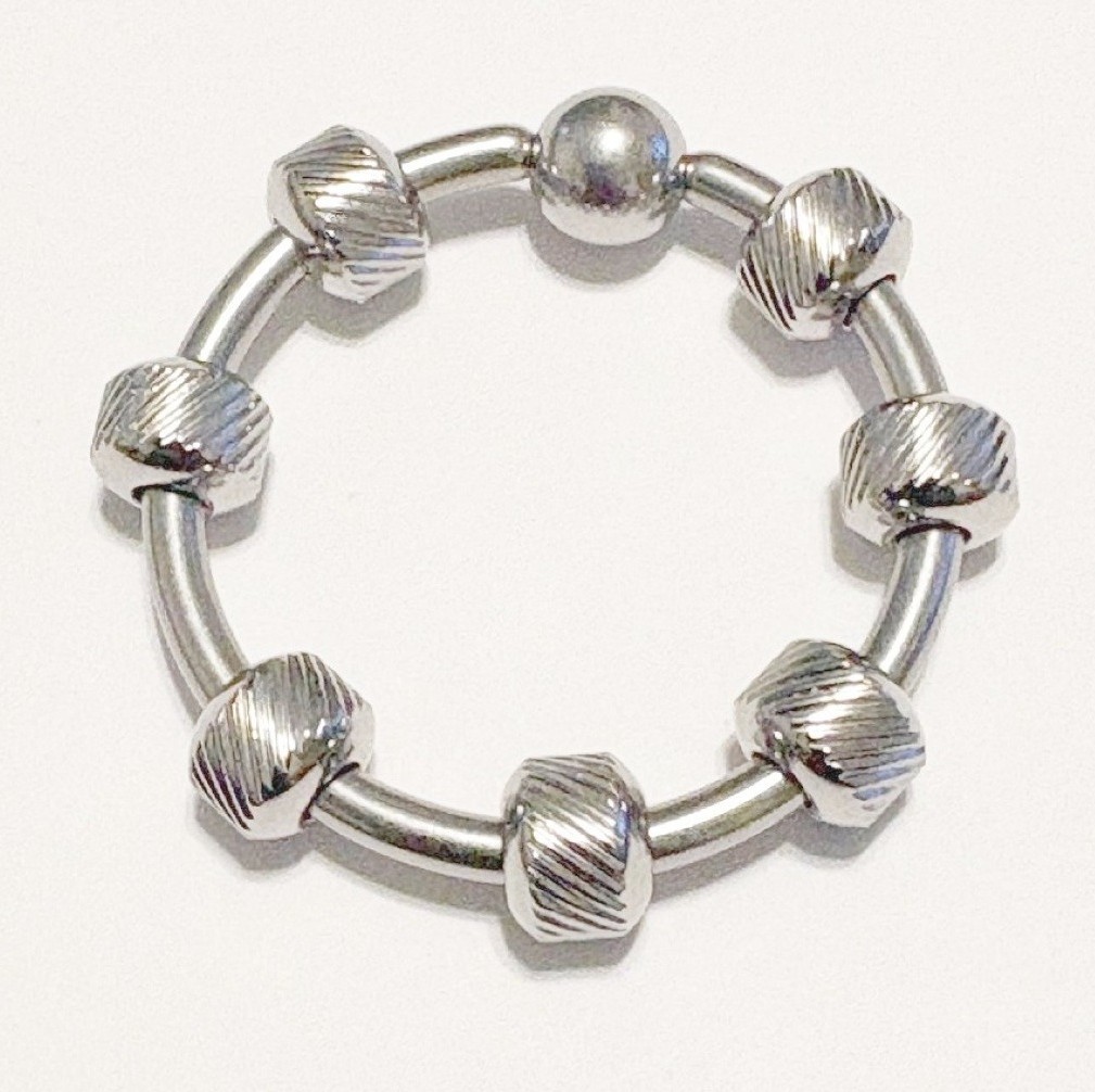 Angle RIBBED BEADED FRENUM RING Surgical Steel 8 G, 1-1/4″ Diameter, 8mm Balls.