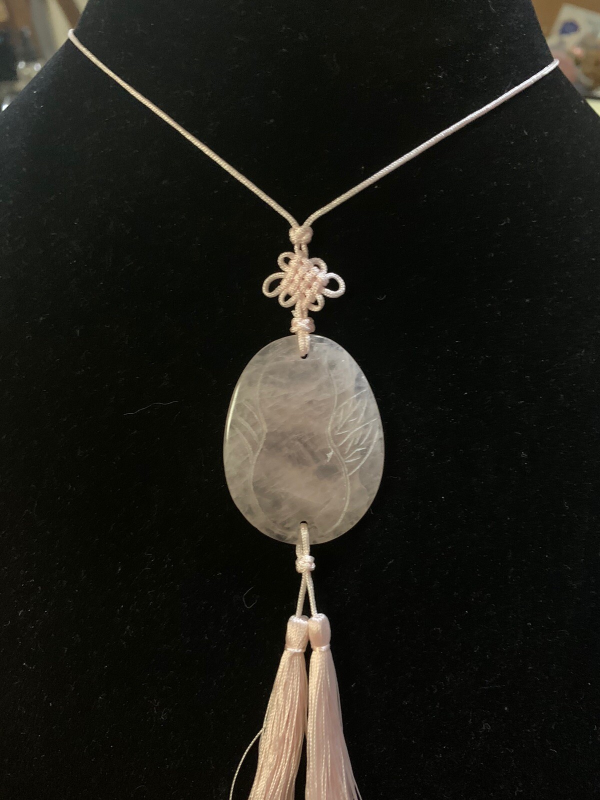 21″ VINTAGE CHINESE EXPORT CARVED PINK ROSE QUARTZ TASSEL PENDANT NECKLACE