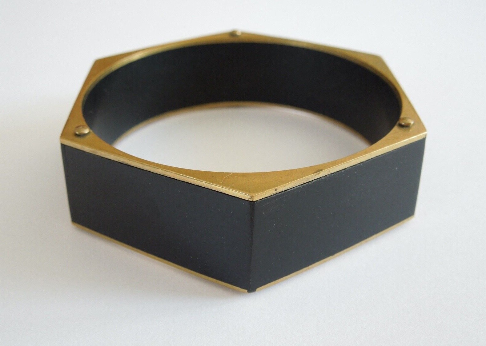 Vintage Bangle Brass & Wood? Hexagonal 31.8 G/Ø 6.6 Cm/B:2.0 Cm