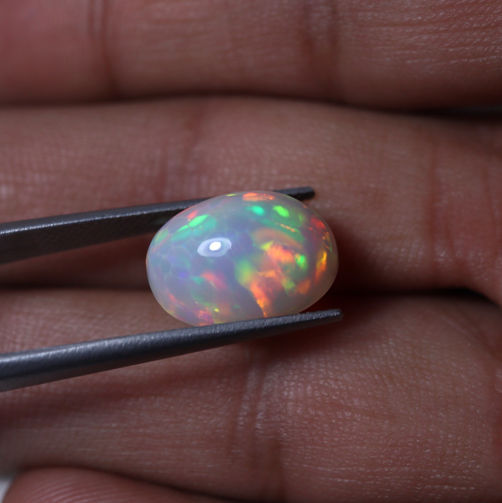 6 Cts 14.6×10.8 MM Natural Honeycomb Multi Fire Ethiopian Opal Oval Cabochon