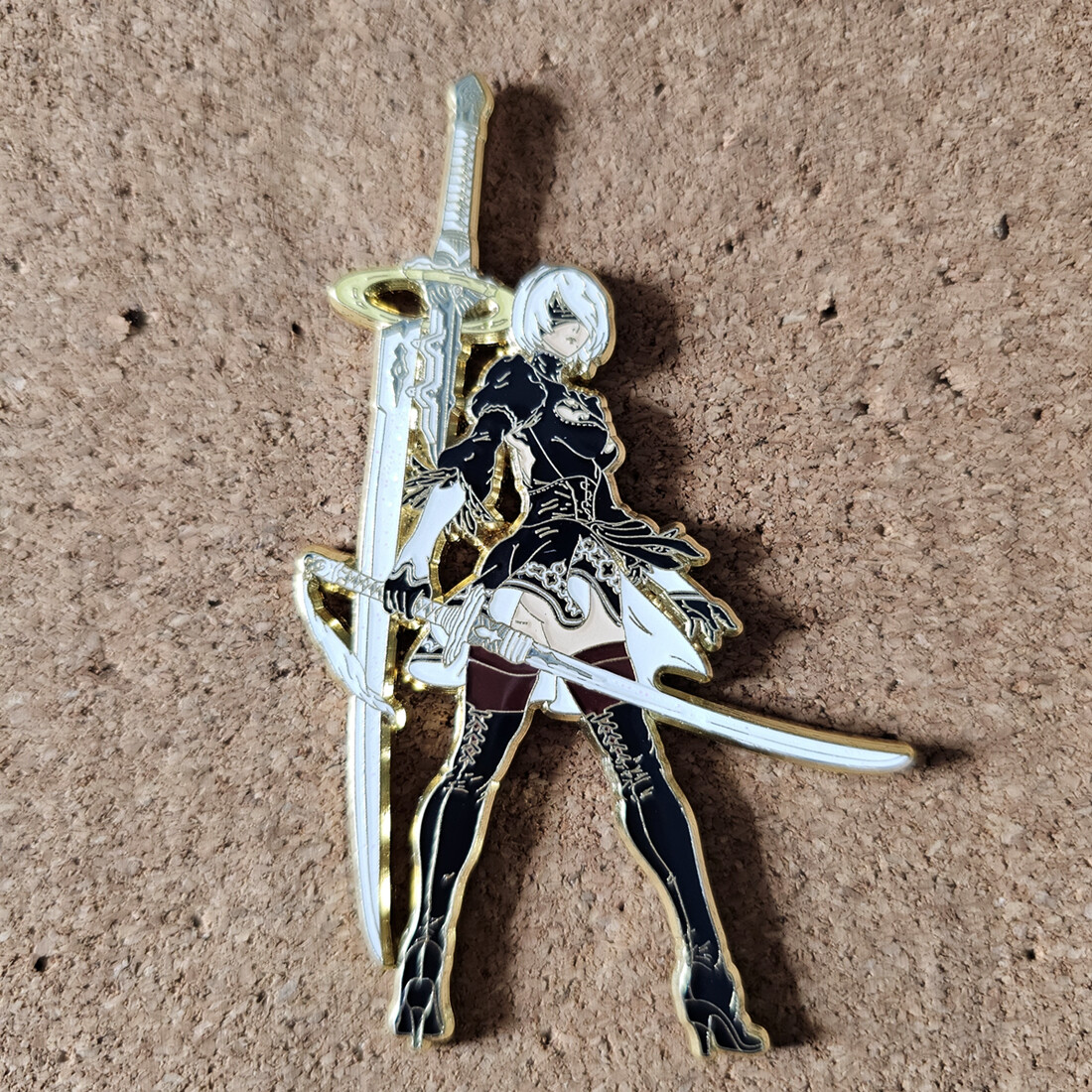 Game Automata Yorha No. 2 Type B 2B Metal lapel Backpack hat Badge Pin brooch