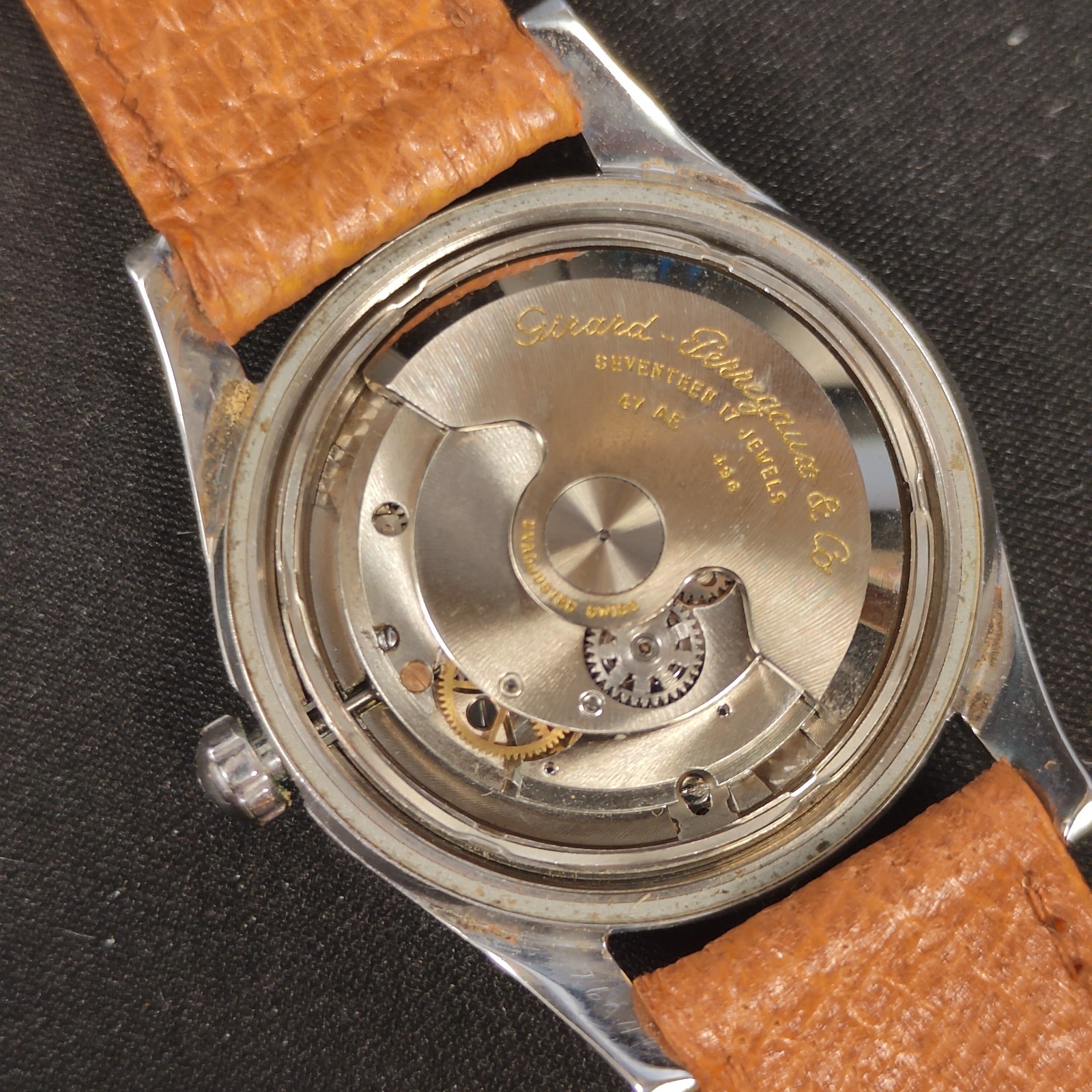 Girard Perregaux Gyromatic Automatic Watch 33mm