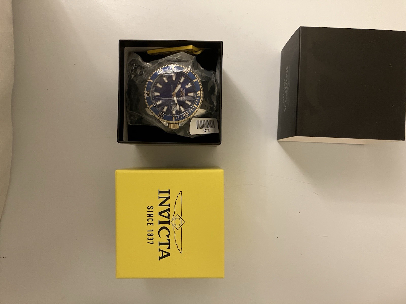 Invicta Pro Diver Silicone 46133, Men’s Quartz Watch 45mm,NIB,TMI VJ42 Movement!