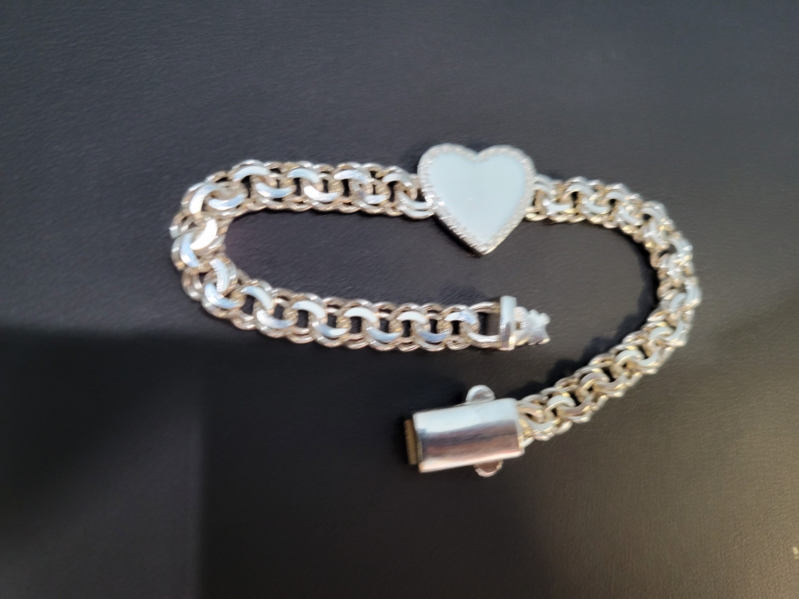 925 sterling silver Chino Heart Link W/ Heart Greek Lock Bracelet 7.5″ 6mm