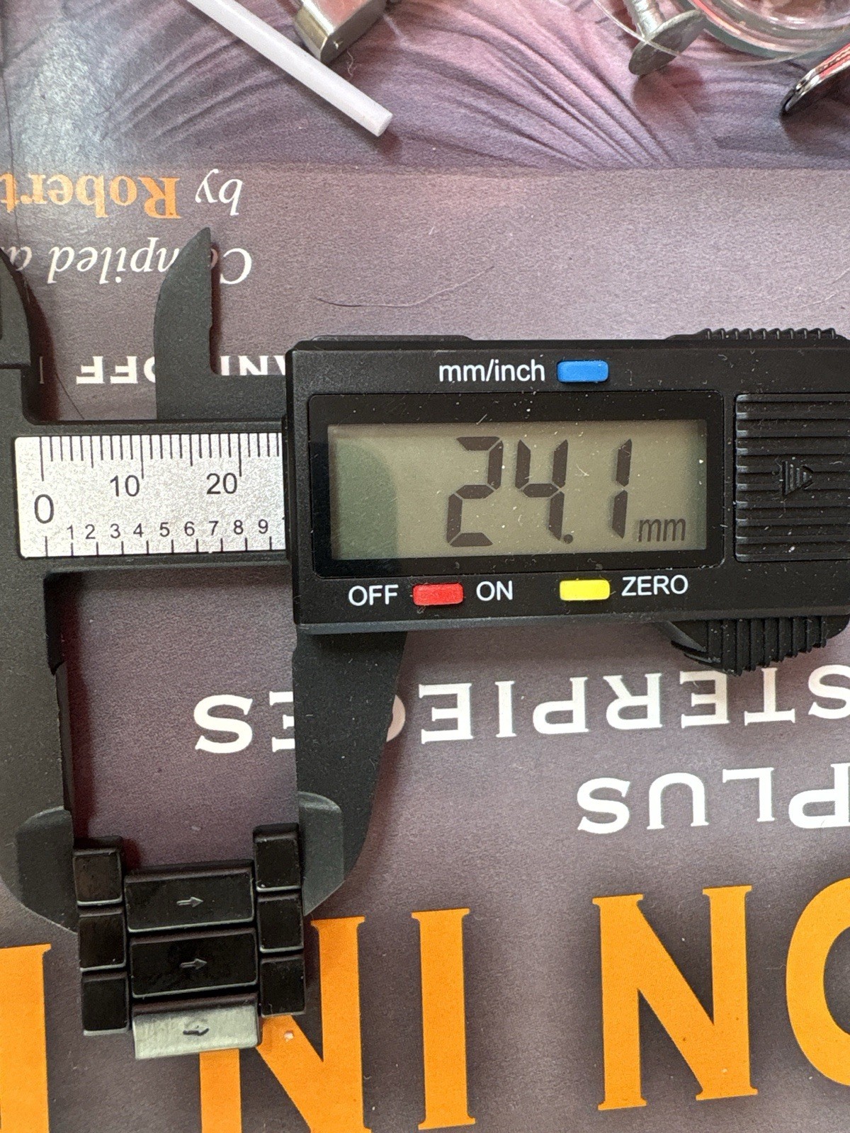 Nixon Diplomatic Watch Link 3 Links-24.1 mm Wide. Tapering To 13.9 mm Wide. New
