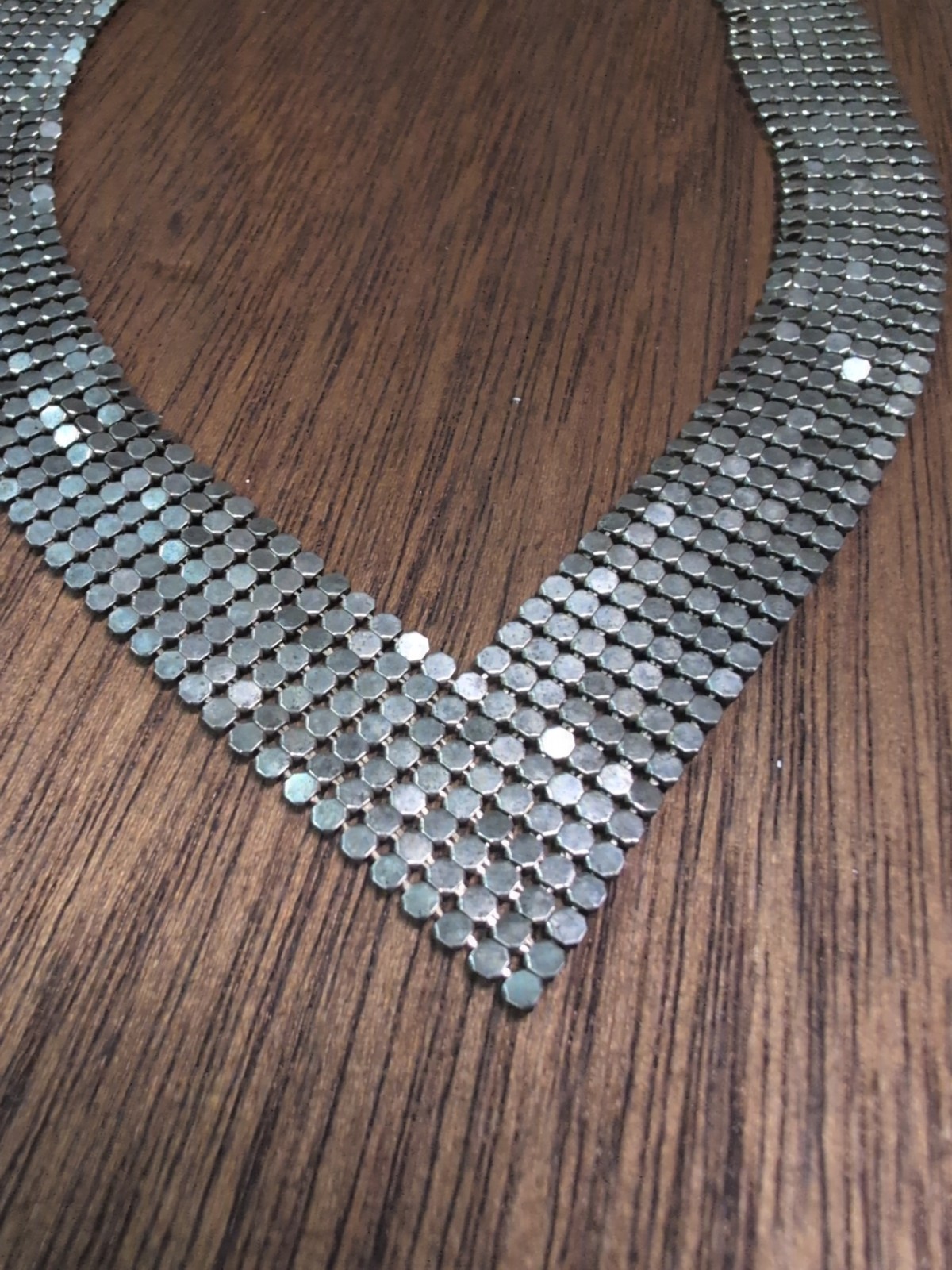 Vintage Mesh-V- Necklace Silver-tone 14.5″in(36cm)