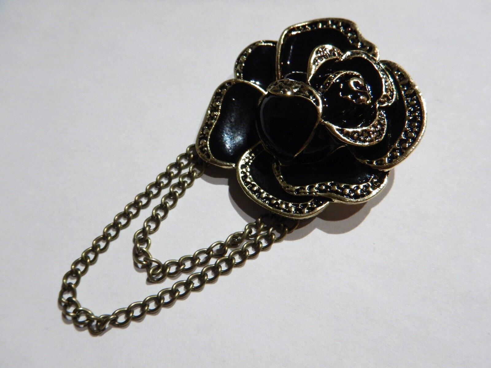 BLACK ROSE & CHAINS CHATELAINE BROOCH brass/gold flower pin gothic dark H2