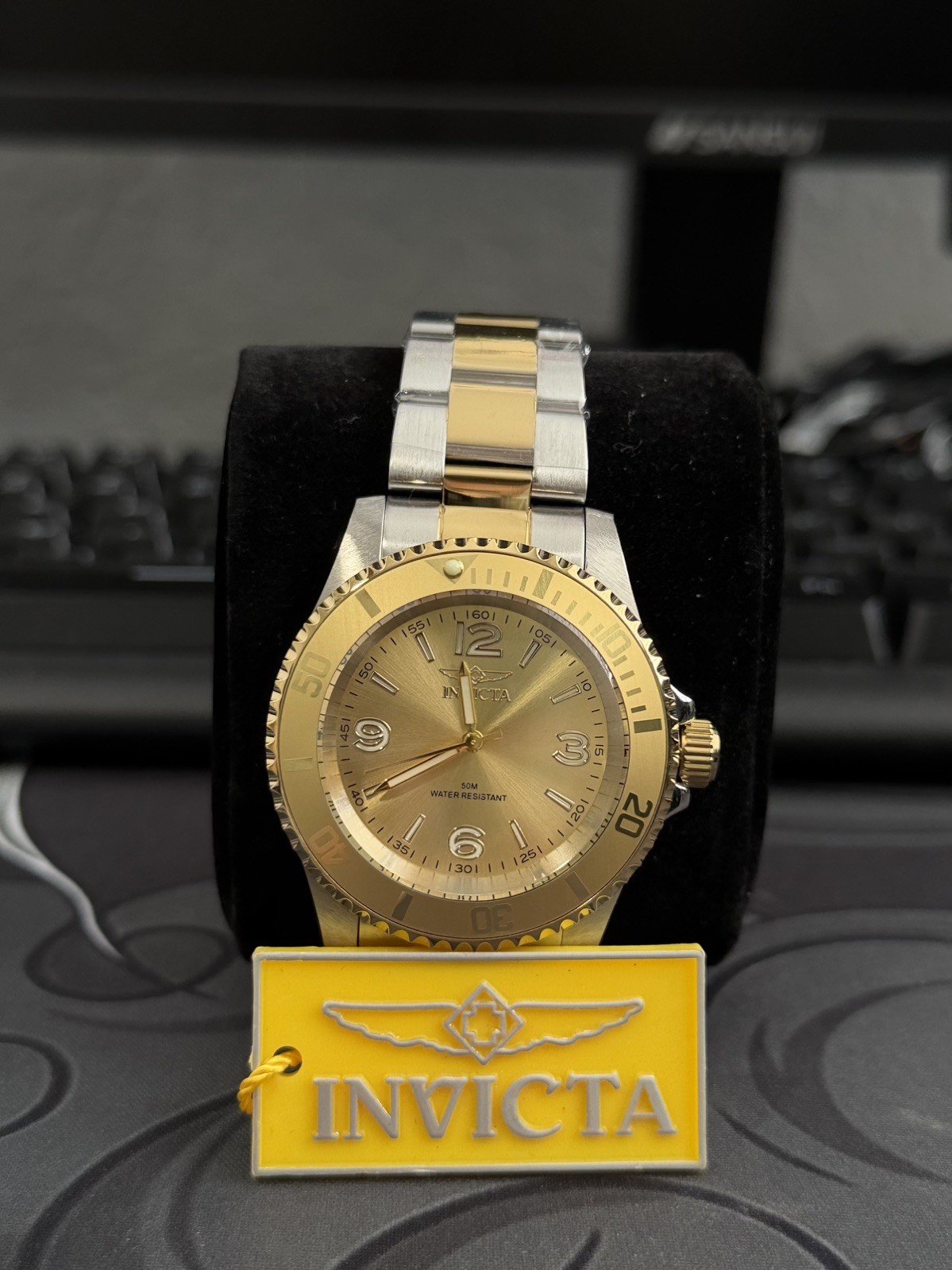 Invicta Specialty Men’s Watch – 41mm 69725 Two Tone W/Gold Dial New
