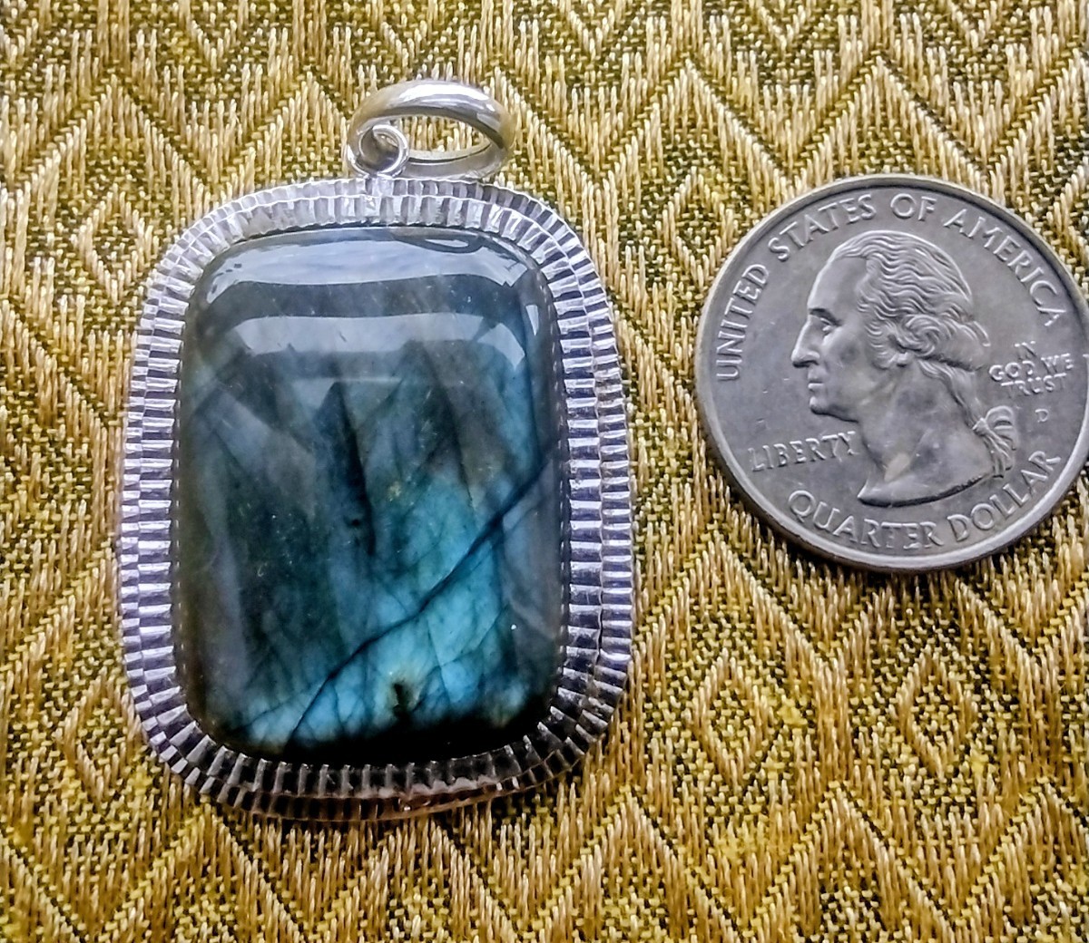 Large LABRADORITE PENDANT Signed 14K White Gold Milor – Italy – Bezel – Natural