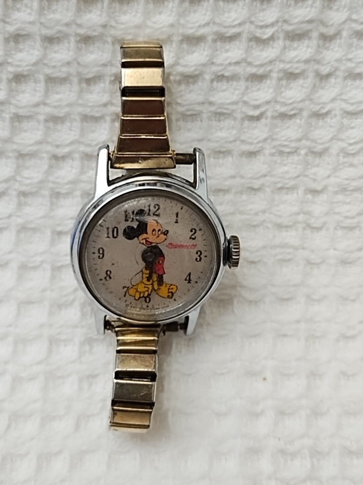 Vintage – Ingersoll Mickey Mouse Young Ladies Watch- Wind-up – For Parts Or Repa