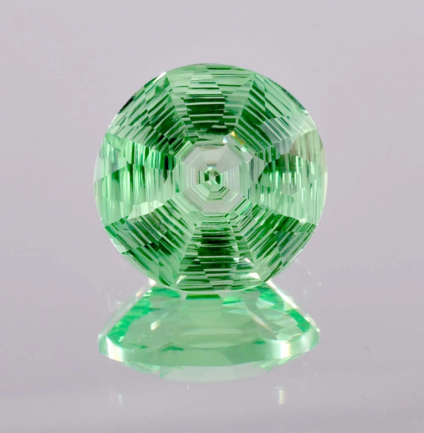 17 x 17 mm Natural Bi-Color 22.65 Ct Flawless Parti Sapphire Gemstone Certified