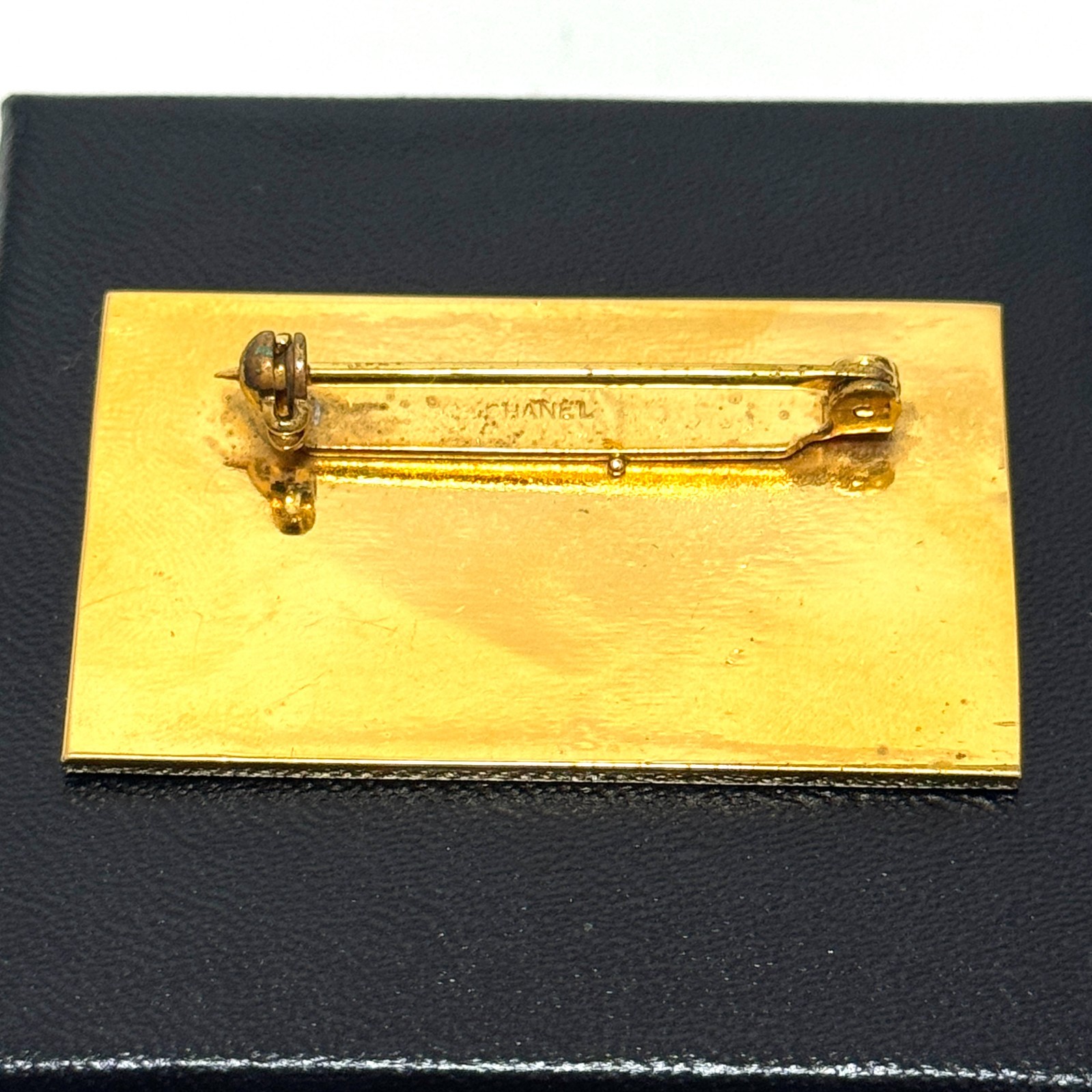 CHANEL CC Logo COCO Mark Plate Brooch Gold Vintage Authentic Japan