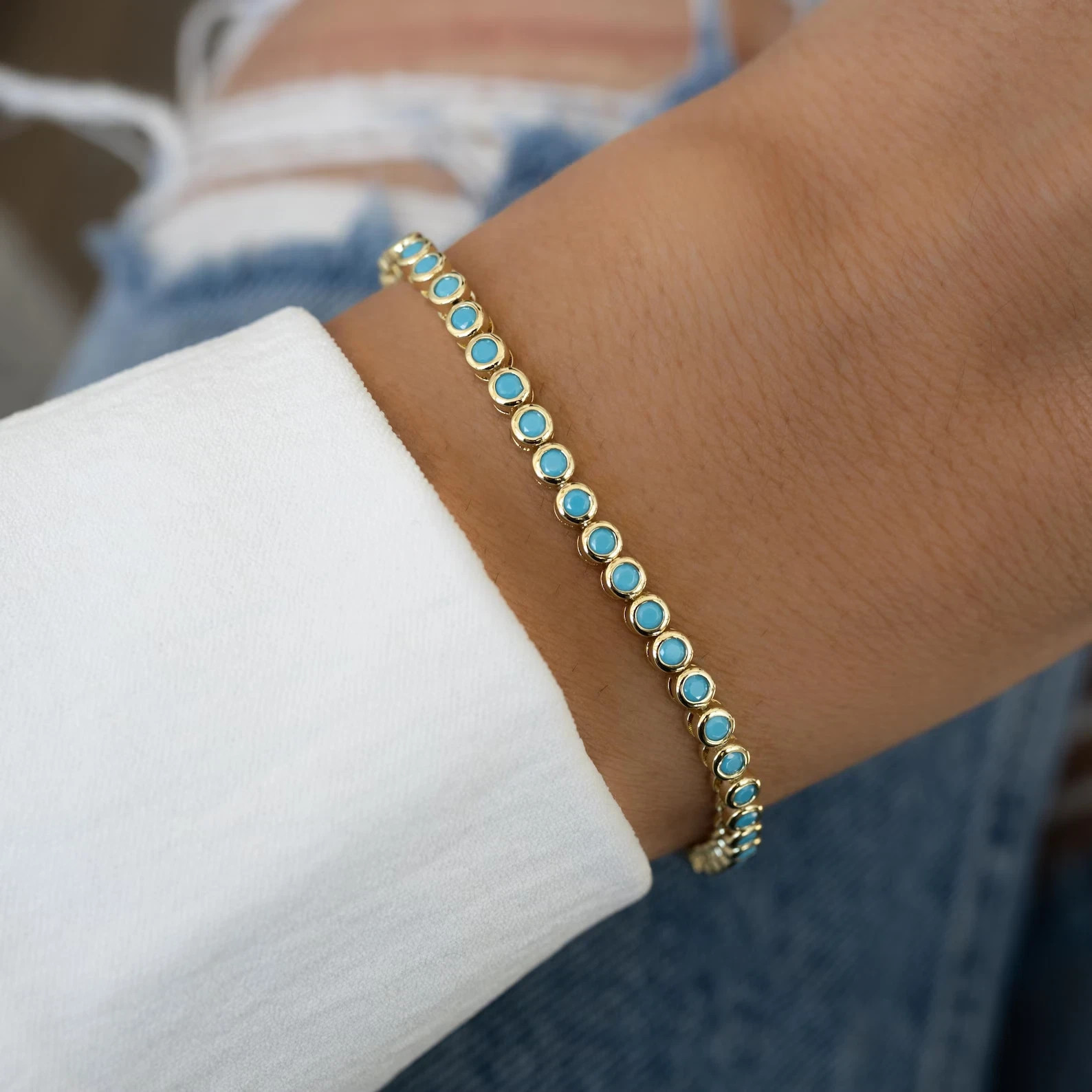 Beautiful Bezeled Turquoise Tennis Bracelet in 18K Yellow Gold Over 7″ For Her