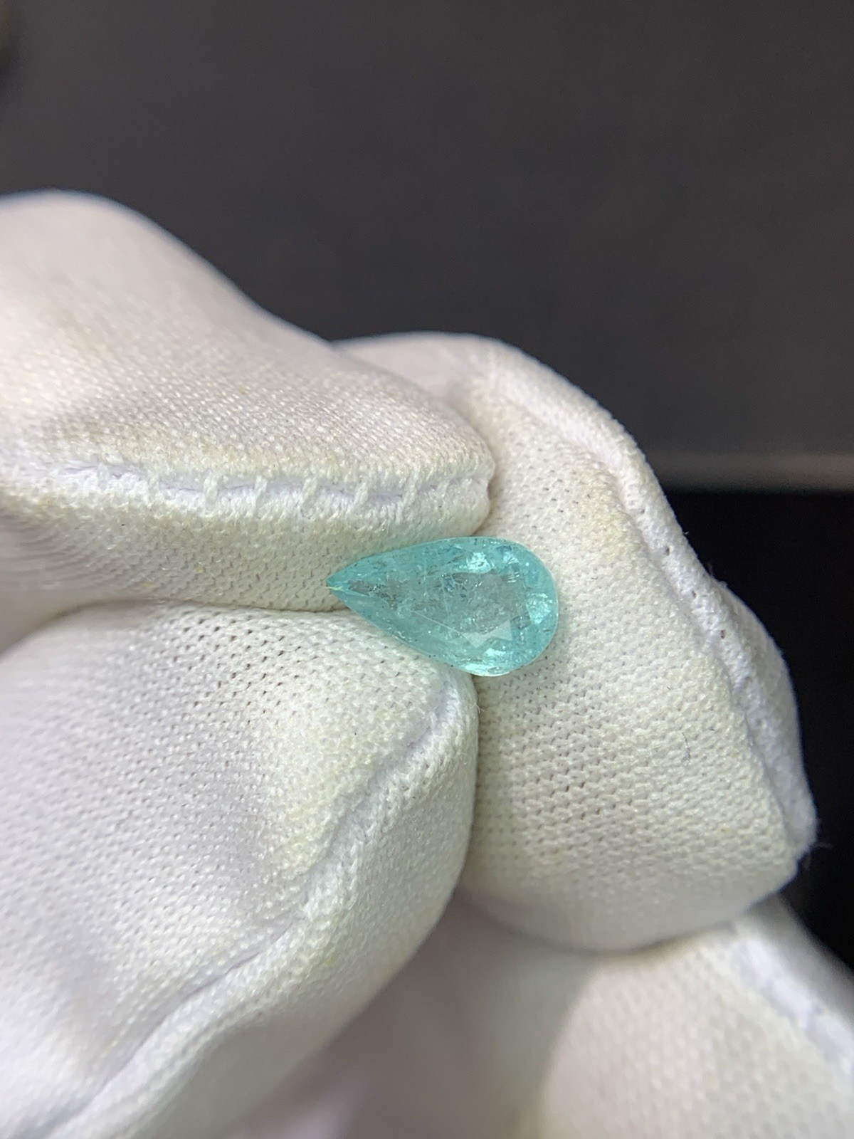0.98Ct Pariaba tourmaline