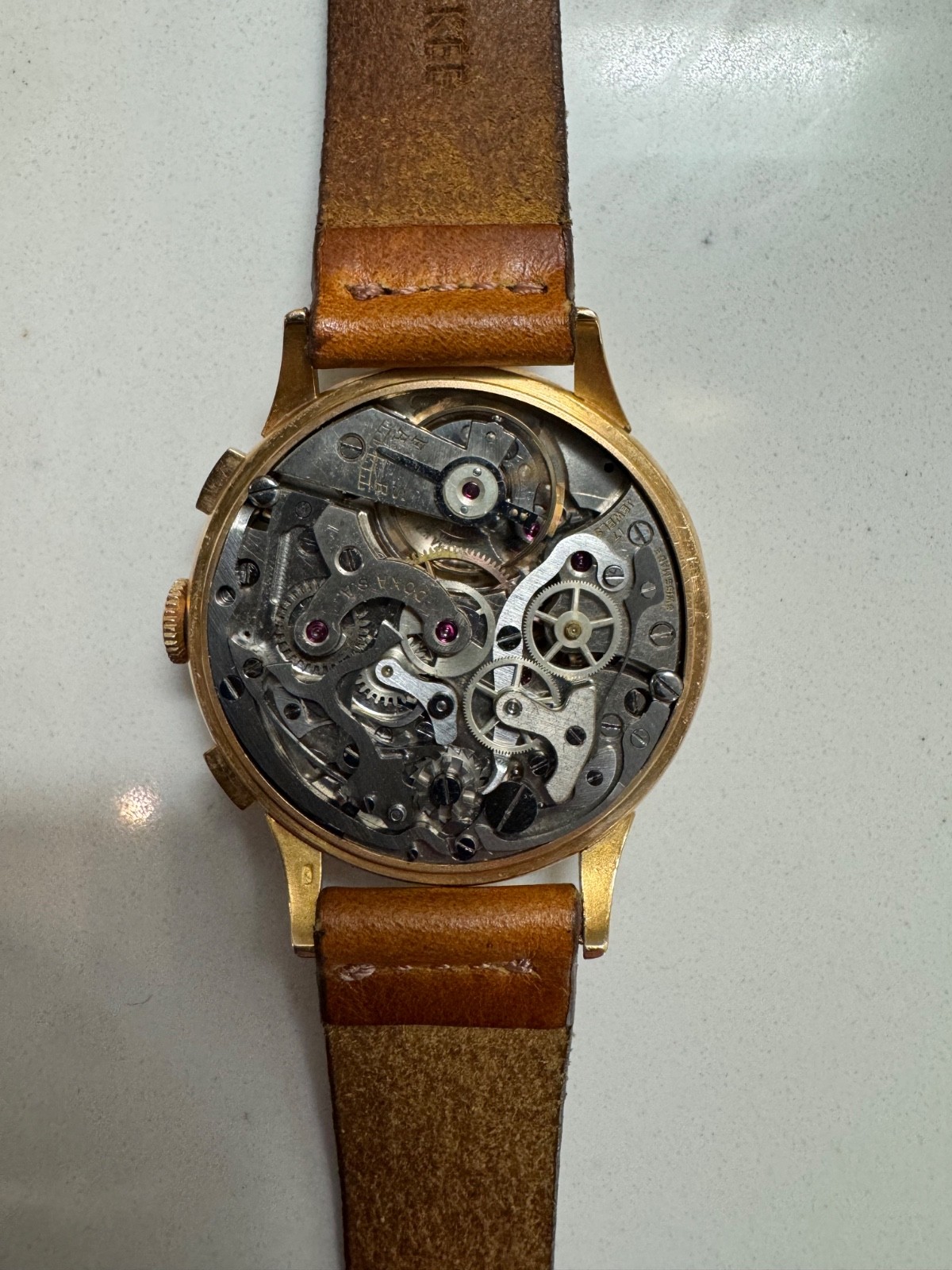 Doxa 18k Gold Chronograph – Valjoux 22 Movement – Vintage Swiss Watch – 1940/50s