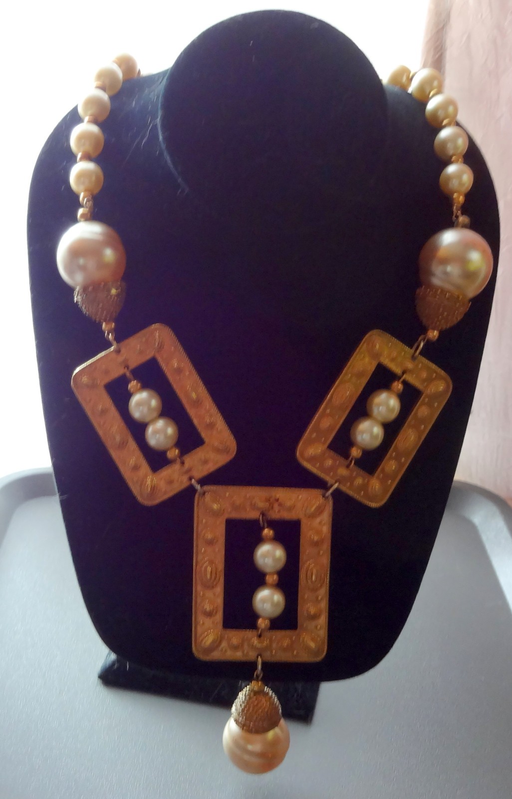 Vtg Signd DR Massive Statement Gold Tone Chunky Baroque Pearl Etruscan Necklace