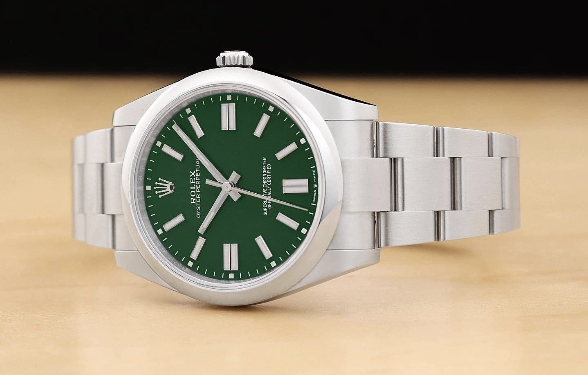 2024 CARD ROLEX OYSTER PERPETUAL 41MM 124300 GREEN STEEL OYSTER BAND WATCH