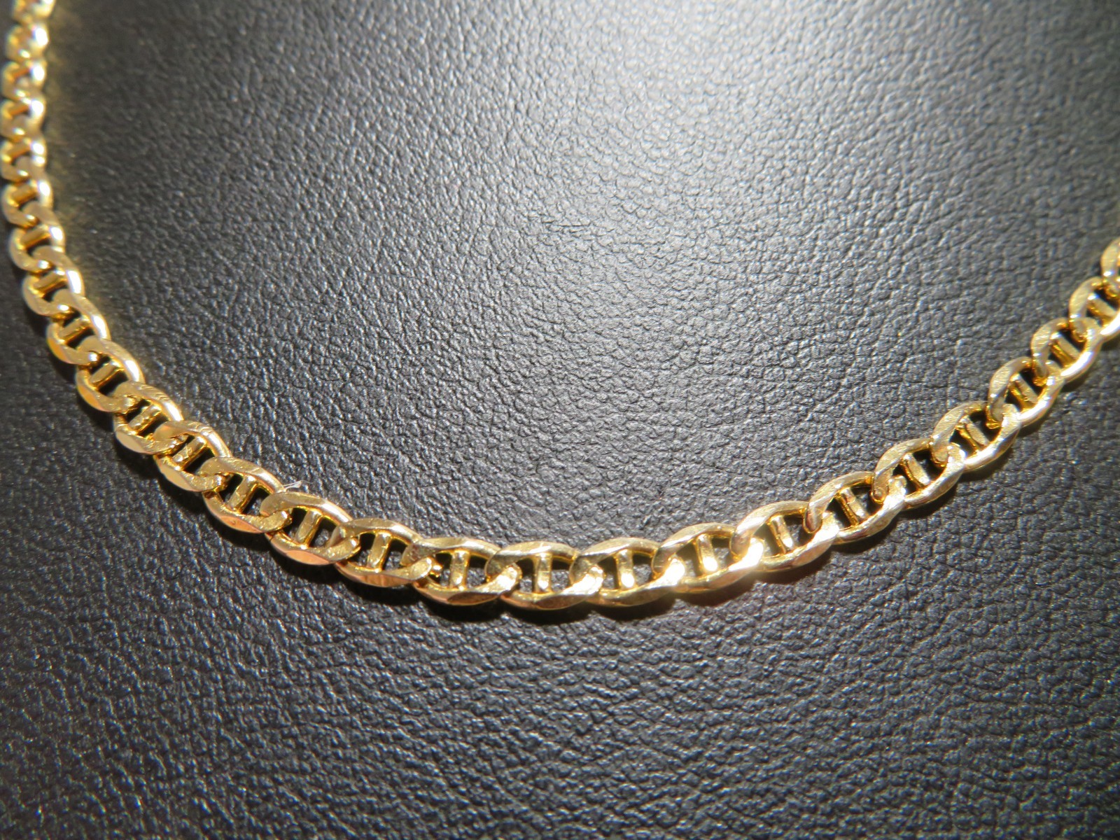 14K YG GUCCI LINK CHAIN 20″ LONG 3.54 MM WIDE 11.10 grams (AI-3012)
